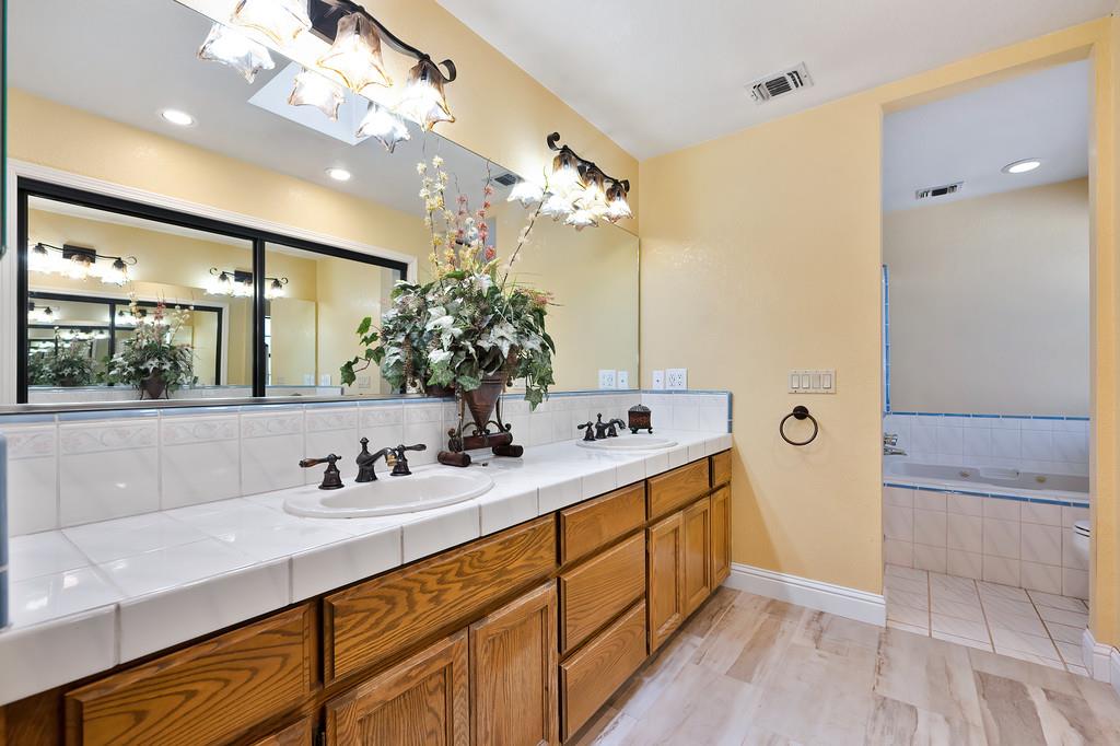 Detail Gallery Image 39 of 61 For 1801 Arroyo Dr, Auburn,  CA 95603 - 5 Beds | 4/1 Baths