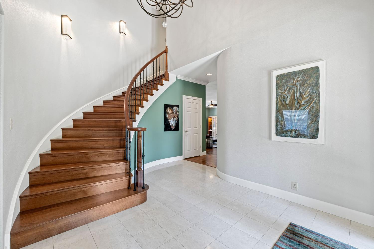 Detail Gallery Image 27 of 58 For 4330 Hale Ranch Ln, Fair Oaks,  CA 95628 - 4 Beds | 3 Baths