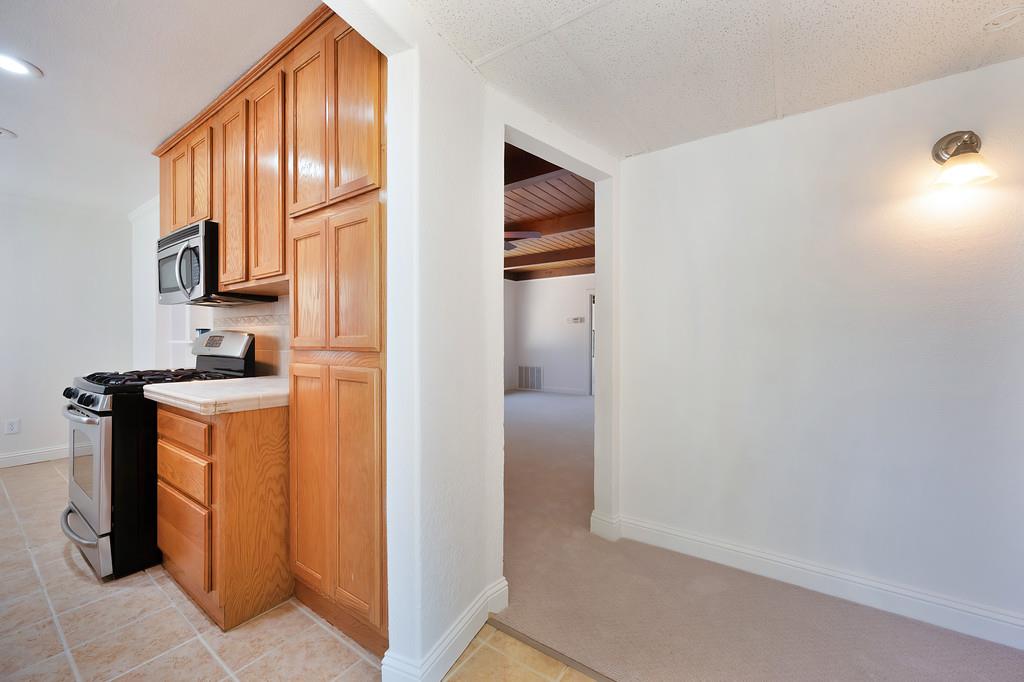 Detail Gallery Image 4 of 75 For 312 Beamer St, Woodland,  CA 95695 - 4 Beds | 2 Baths
