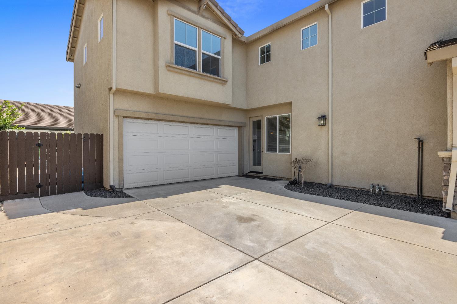 Detail Gallery Image 51 of 62 For 5422 Antique Rose Way, Riverbank,  CA 95367 - 3 Beds | 2/1 Baths