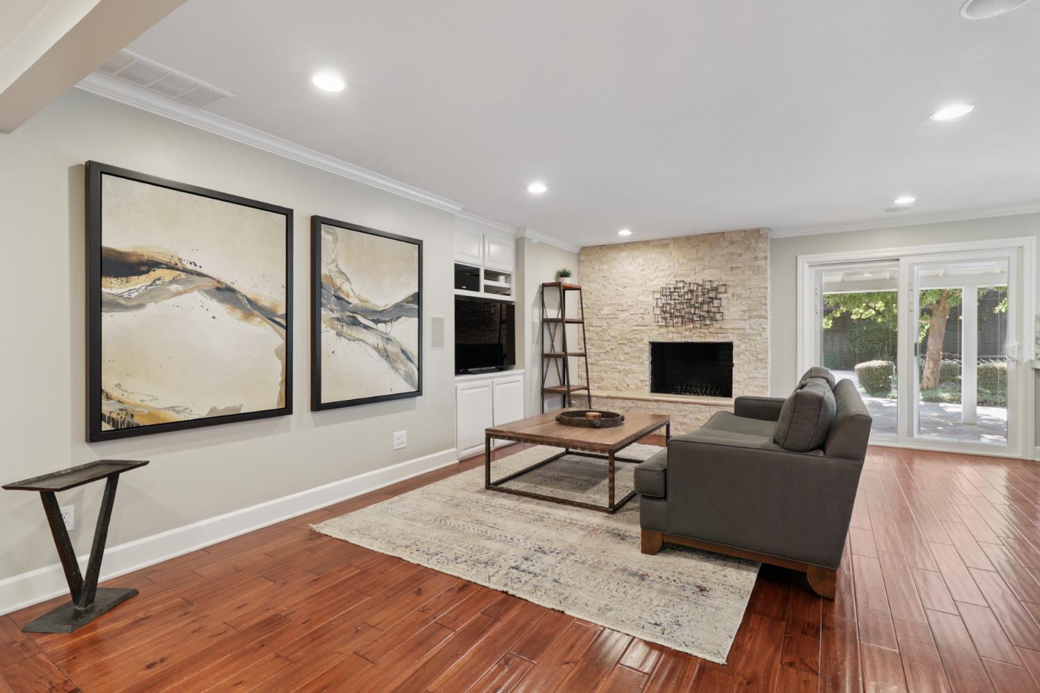 Detail Gallery Image 9 of 62 For 551 Thornley Way, Sacramento,  CA 95864 - 4 Beds | 2/1 Baths