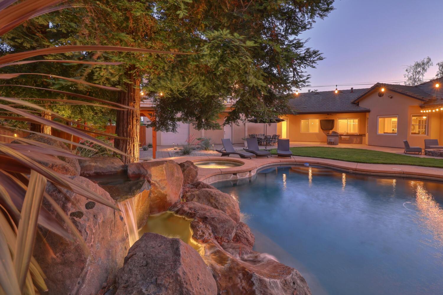 Detail Gallery Image 68 of 72 For 4900 Saint Augustine Dr, Elk Grove,  CA 95758 - 4 Beds | 4 Baths