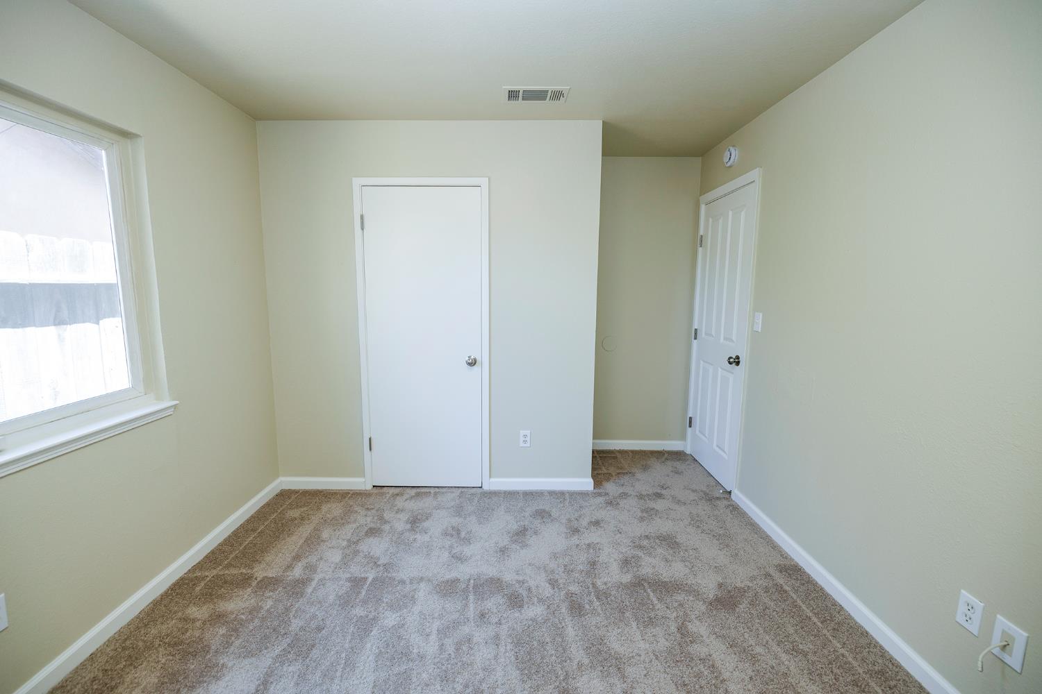 Detail Gallery Image 27 of 42 For 2020 Preston Ln, Modesto,  CA 95355 - 3 Beds | 2 Baths