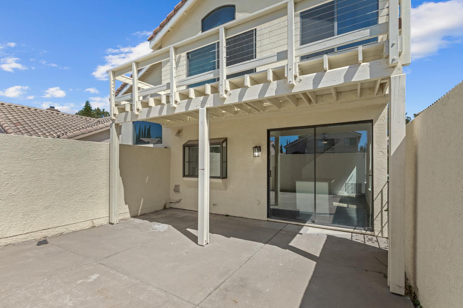 Detail Gallery Image 31 of 44 For 5038 Felicia Way, Elk Grove,  CA 95758 - 3 Beds | 2/1 Baths