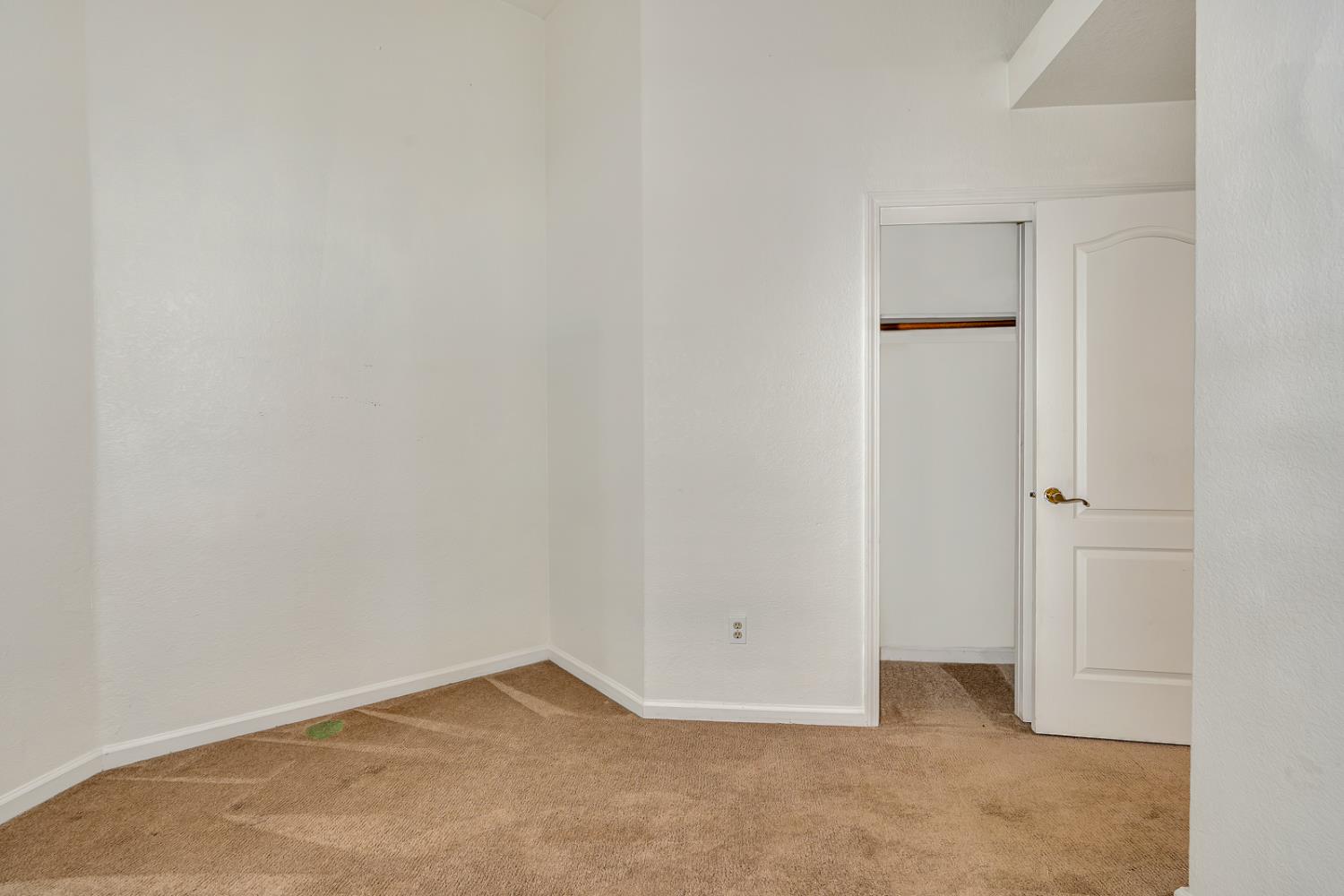 Detail Gallery Image 35 of 71 For 934 Neal St, Los Banos,  CA 93635 - 4 Beds | 2 Baths
