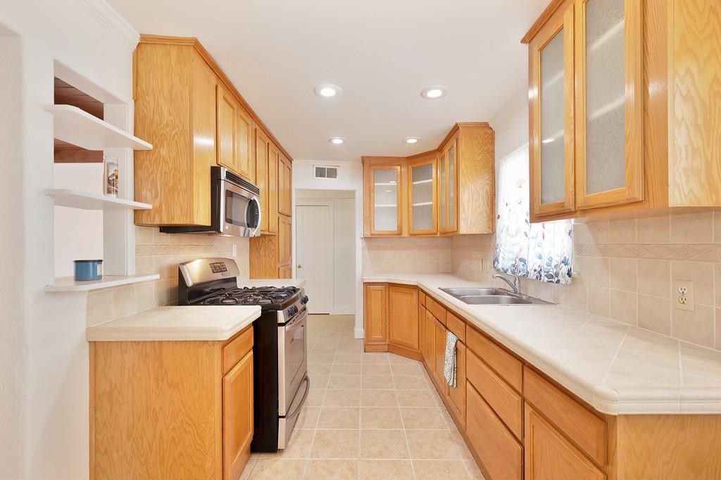 Detail Gallery Image 12 of 75 For 312 Beamer St, Woodland,  CA 95695 - 4 Beds | 2 Baths