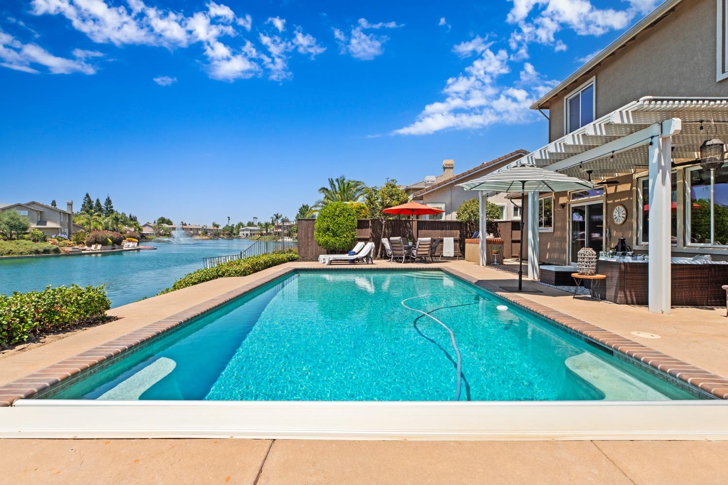 Detail Gallery Image 53 of 67 For 3021 Edgeview Dr, Modesto,  CA 95355 - 5 Beds | 3/1 Baths