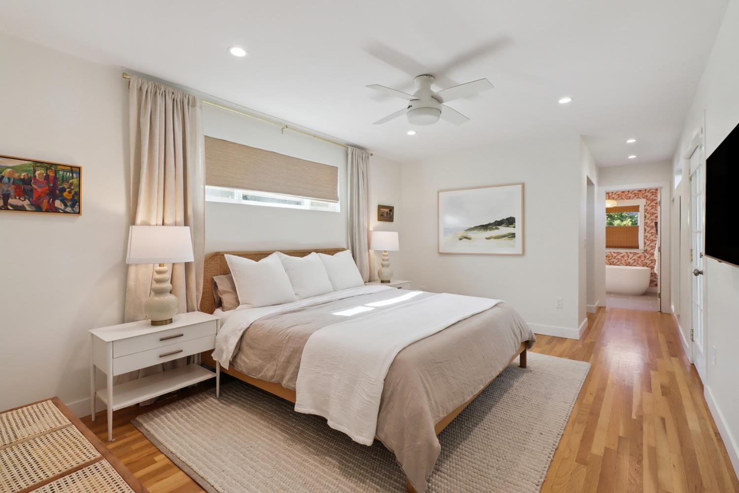 Detail Gallery Image 26 of 45 For 1452 Oregon Dr, Sacramento,  CA 95822 - 3 Beds | 2 Baths