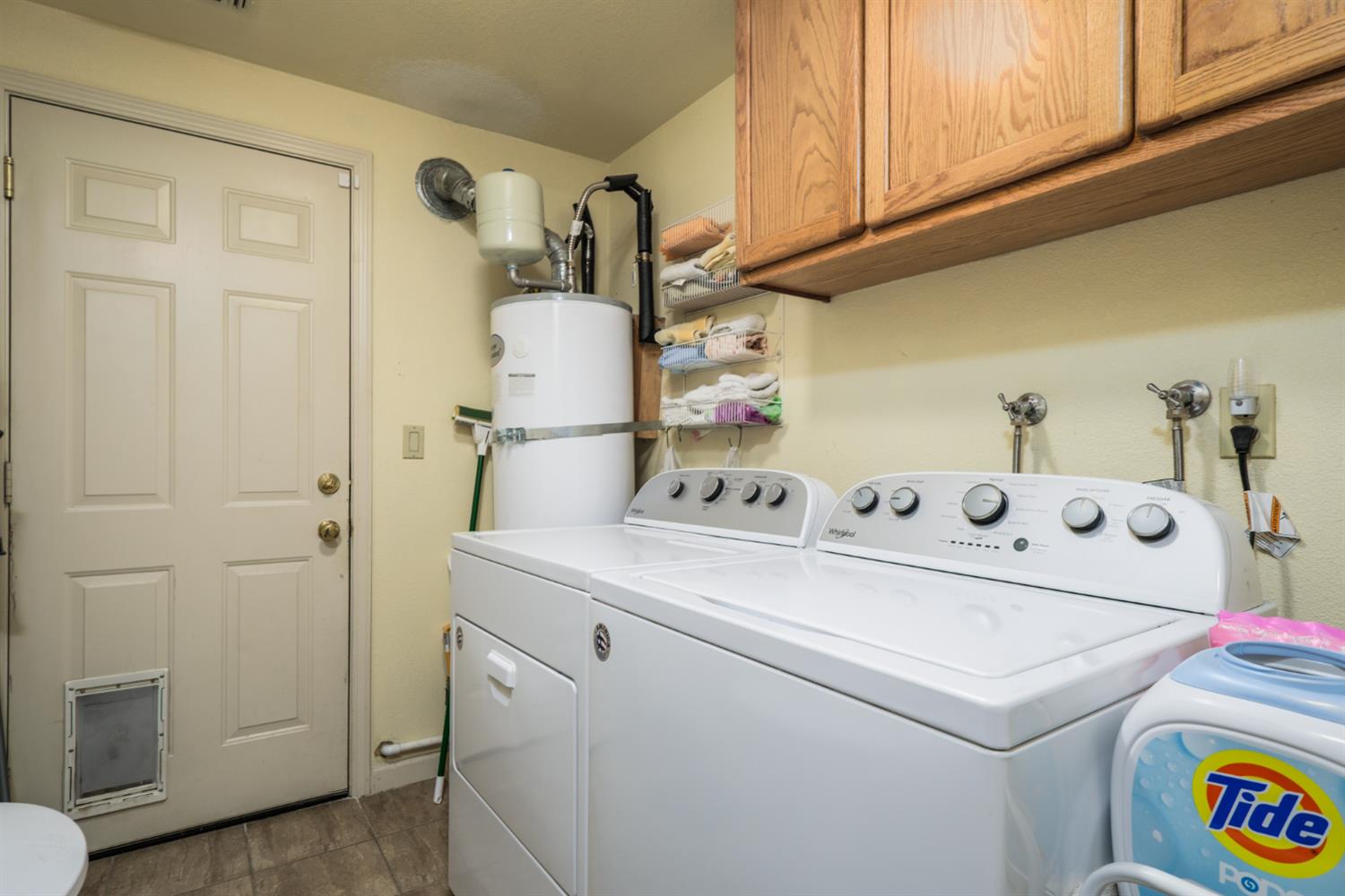 Detail Gallery Image 24 of 63 For 5148 Walnut Place Ln, Carmichael,  CA 95608 - 3 Beds | 2 Baths