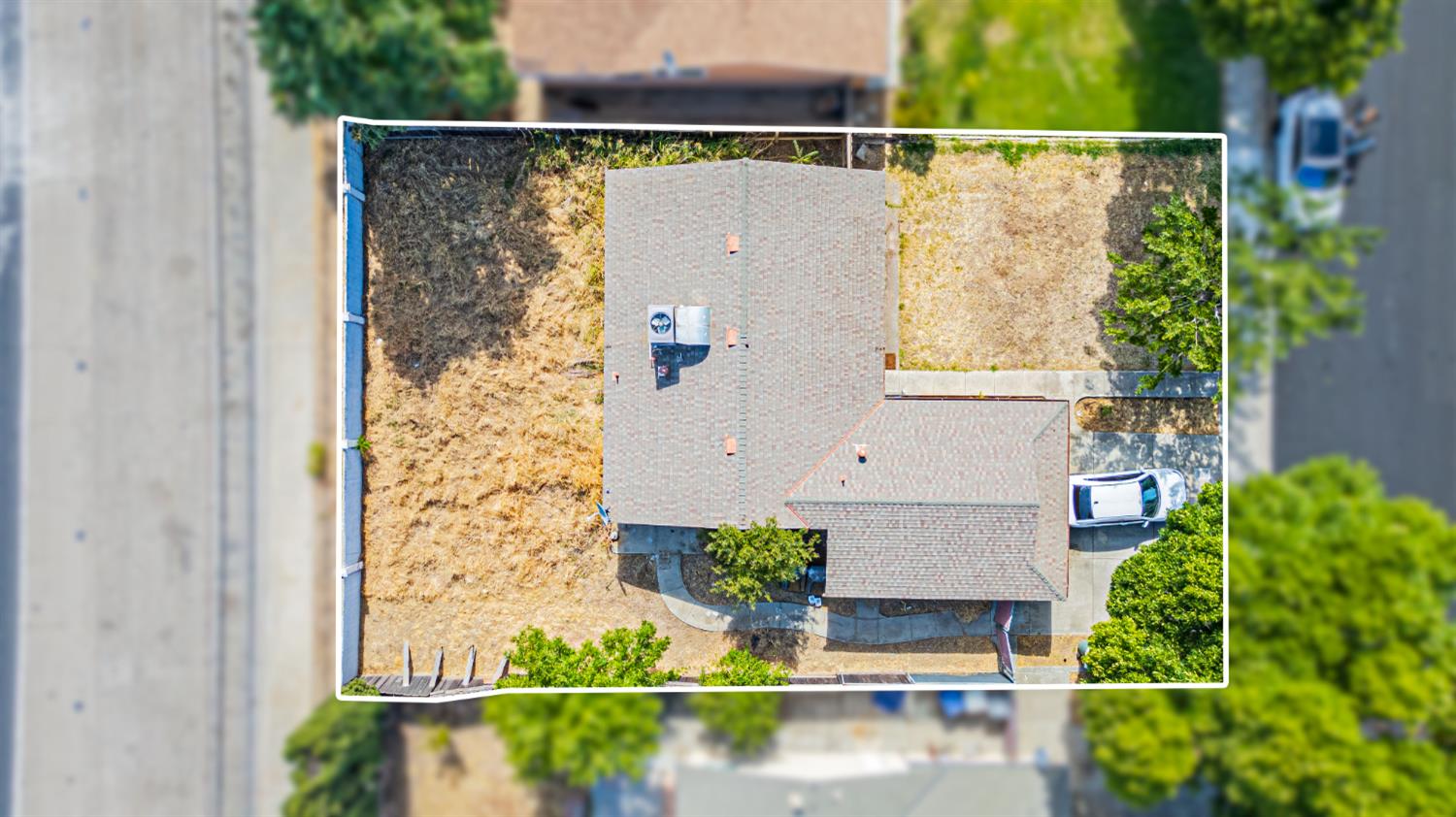 Detail Gallery Image 5 of 8 For 1120 Petaluma Dr, Modesto,  CA 95351 - 3 Beds | 1 Baths