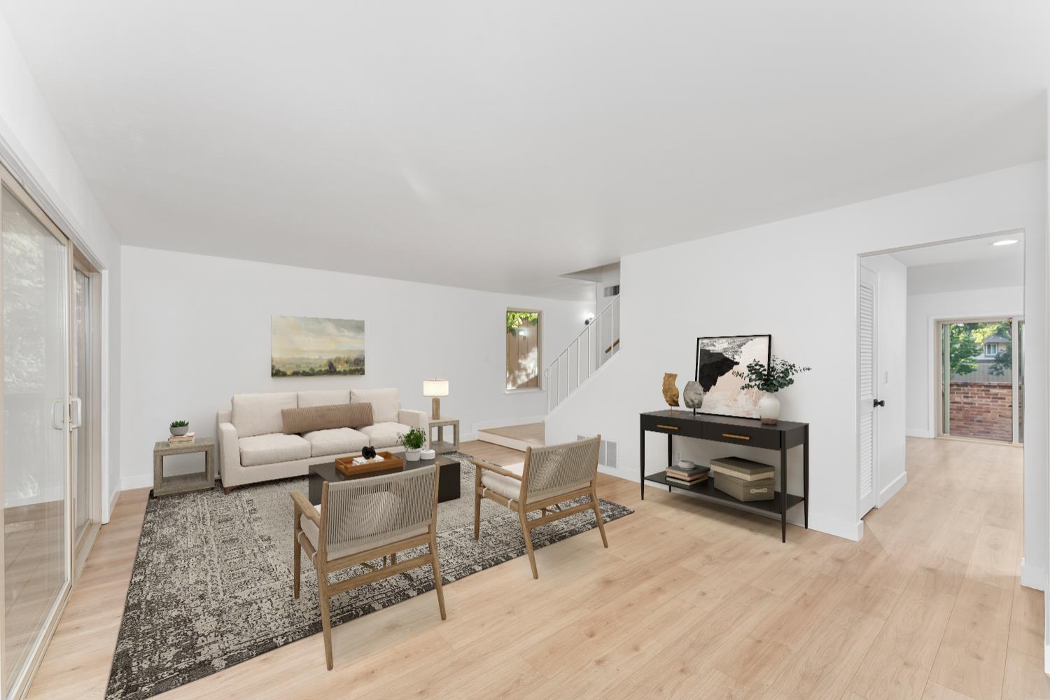 Detail Gallery Image 8 of 26 For 6804 Madrea Ct, Citrus Heights,  CA 95621 - 4 Beds | 2/1 Baths
