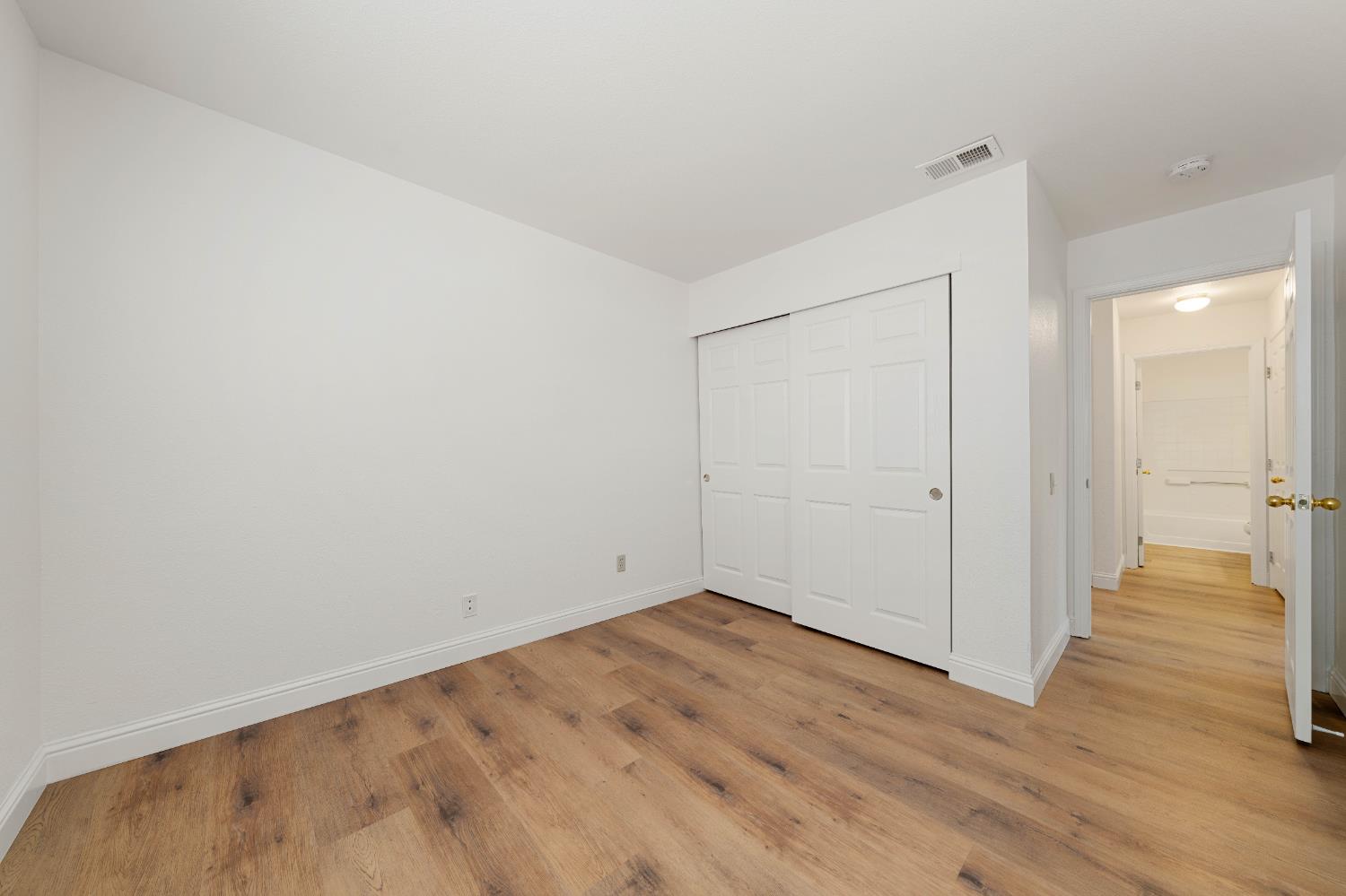 Detail Gallery Image 22 of 33 For 1 Afton Ct, Sacramento,  CA 95823 - 3 Beds | 2 Baths
