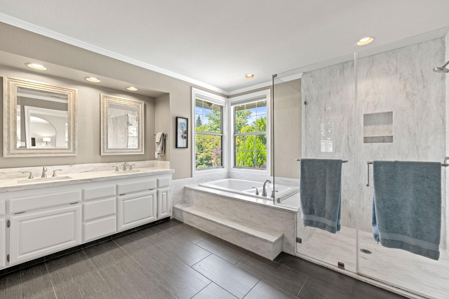 Detail Gallery Image 36 of 58 For 4330 Hale Ranch Ln, Fair Oaks,  CA 95628 - 4 Beds | 3 Baths