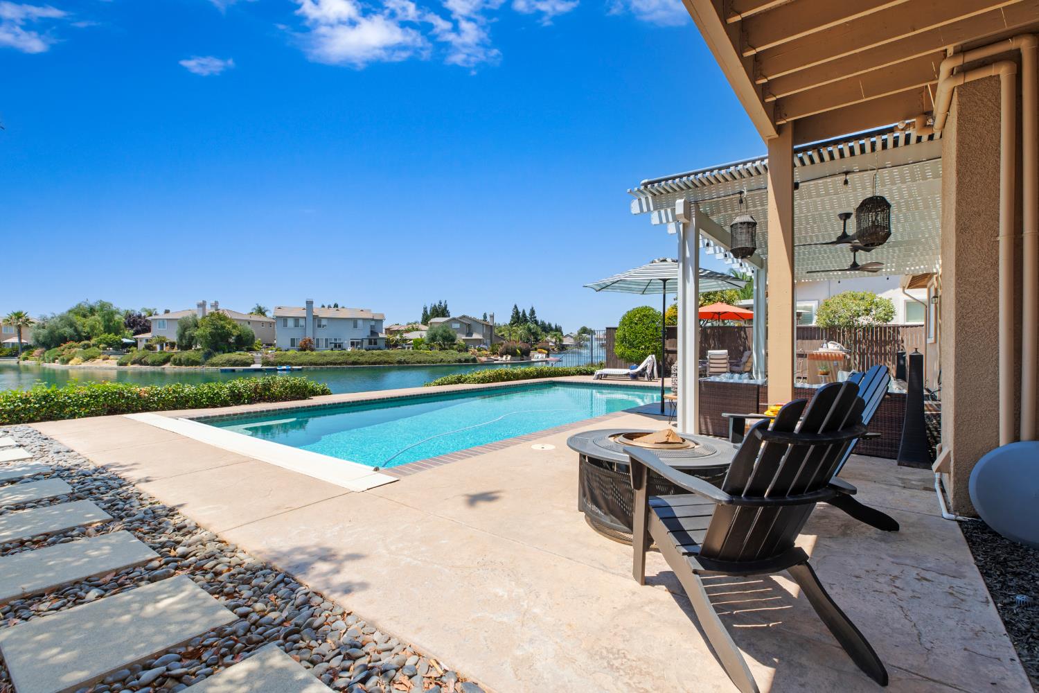 Detail Gallery Image 49 of 67 For 3021 Edgeview Dr, Modesto,  CA 95355 - 5 Beds | 3/1 Baths