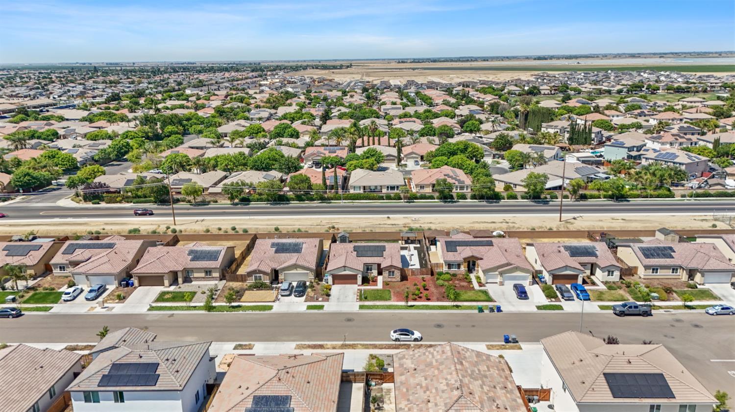 Detail Gallery Image 43 of 43 For 2070 Greenbriar Dr, Los Banos,  CA 93635 - 3 Beds | 2 Baths