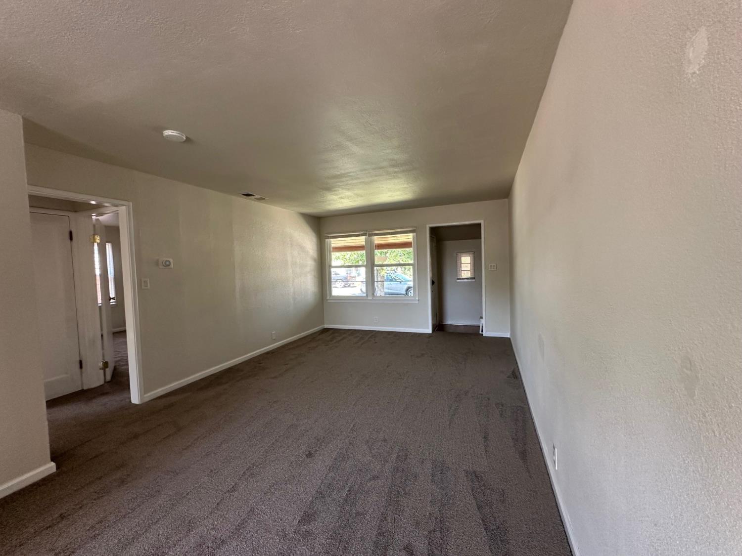 Detail Gallery Image 9 of 20 For 3905 Kern St, Sacramento,  CA 95838 - 2 Beds | 1 Baths