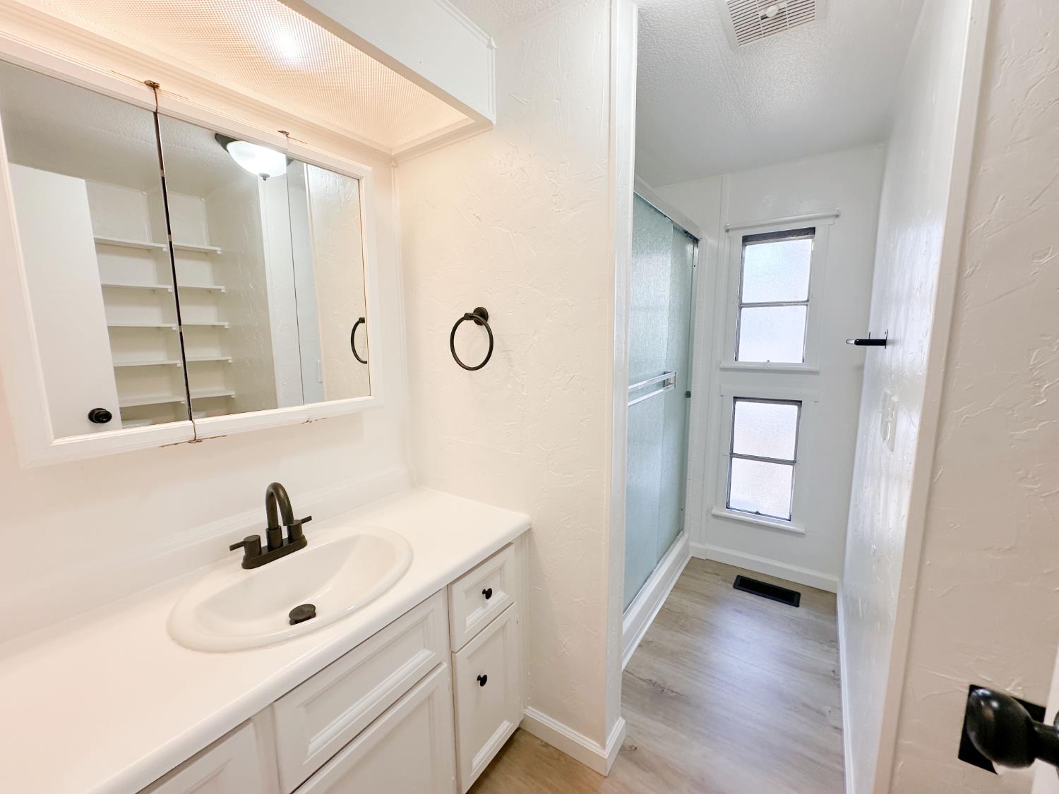 Detail Gallery Image 14 of 21 For 77094 Lauppe Ln, Citrus Heights,  CA 95621 - 3 Beds | 1/1 Baths