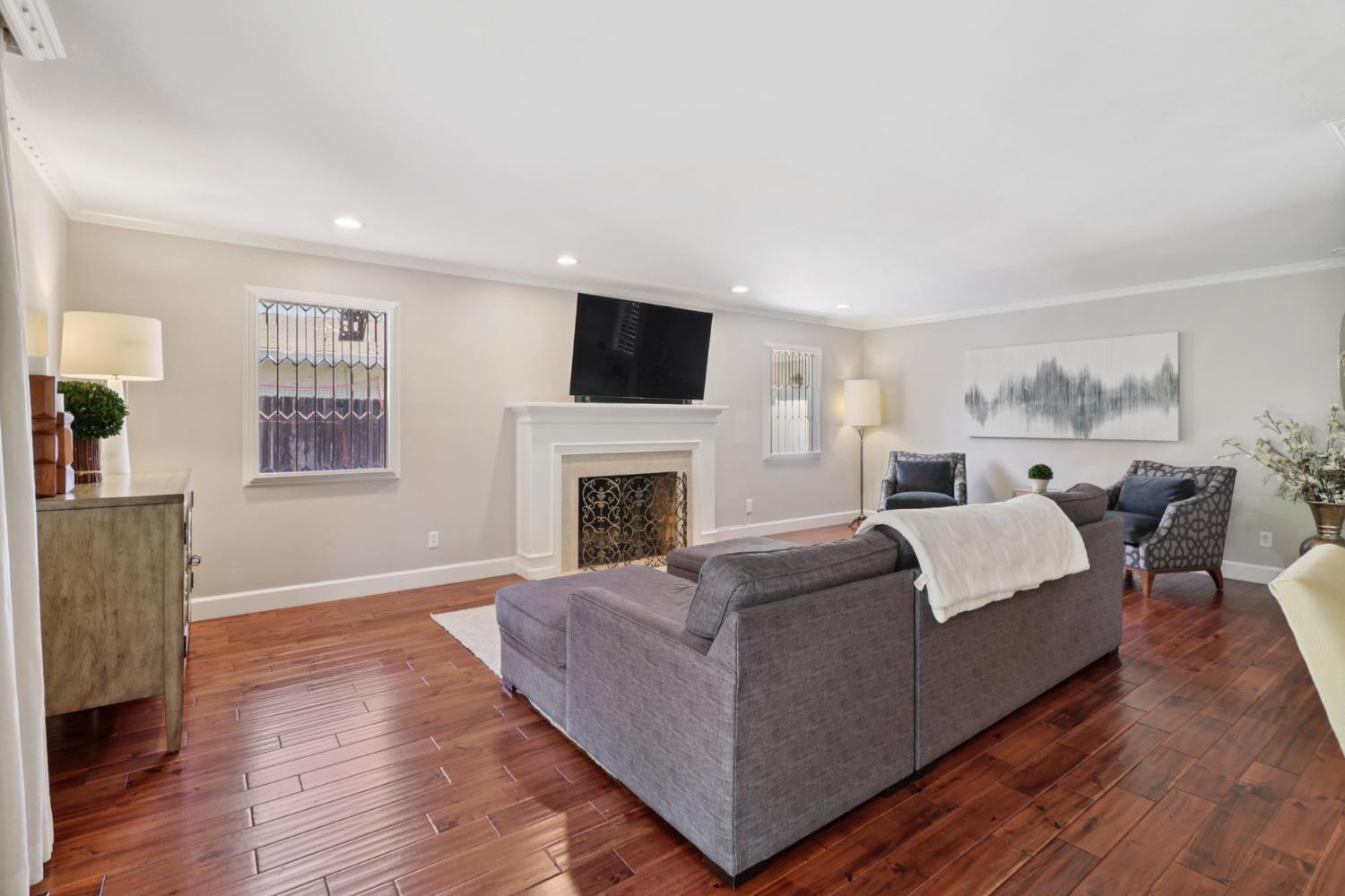 Detail Gallery Image 23 of 62 For 551 Thornley Way, Sacramento,  CA 95864 - 4 Beds | 2/1 Baths