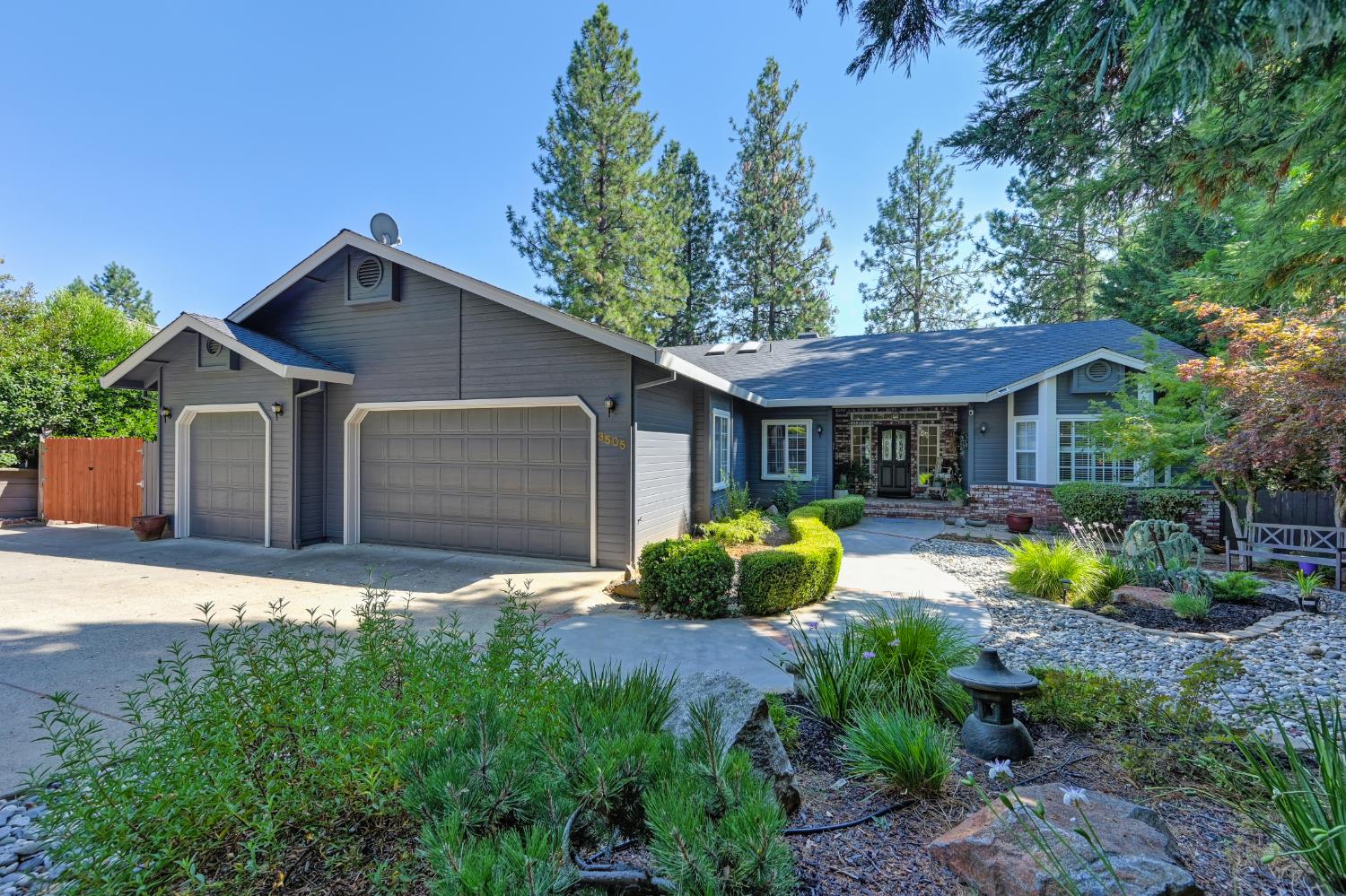 Detail Gallery Image 1 of 93 For 3505 Manzana Ct, Camino,  CA 95709 - 4 Beds | 2 Baths