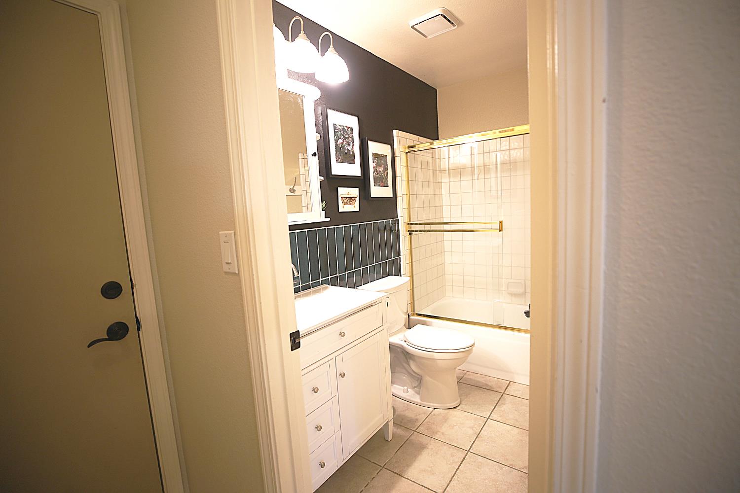 Detail Gallery Image 26 of 75 For 999 River Ave, Oakdale,  CA 95361 - 5 Beds | 4 Baths