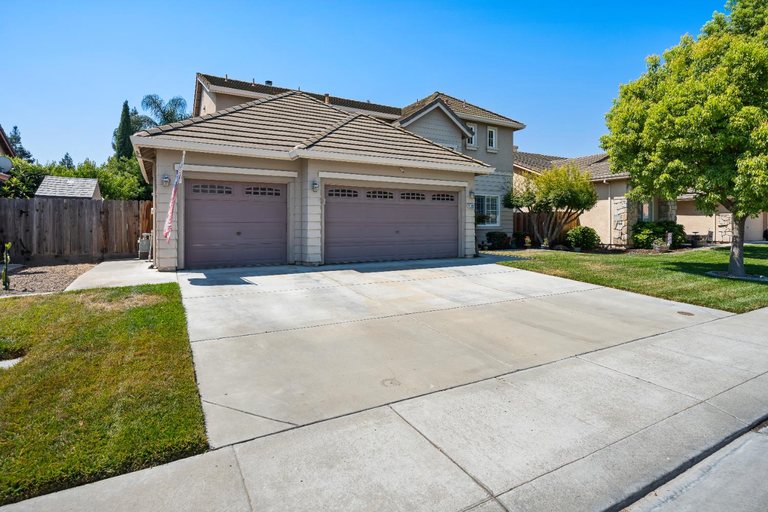 Detail Gallery Image 2 of 49 For 5504 Pleasant Grove Ct, Salida,  CA 95368 - 4 Beds | 3 Baths