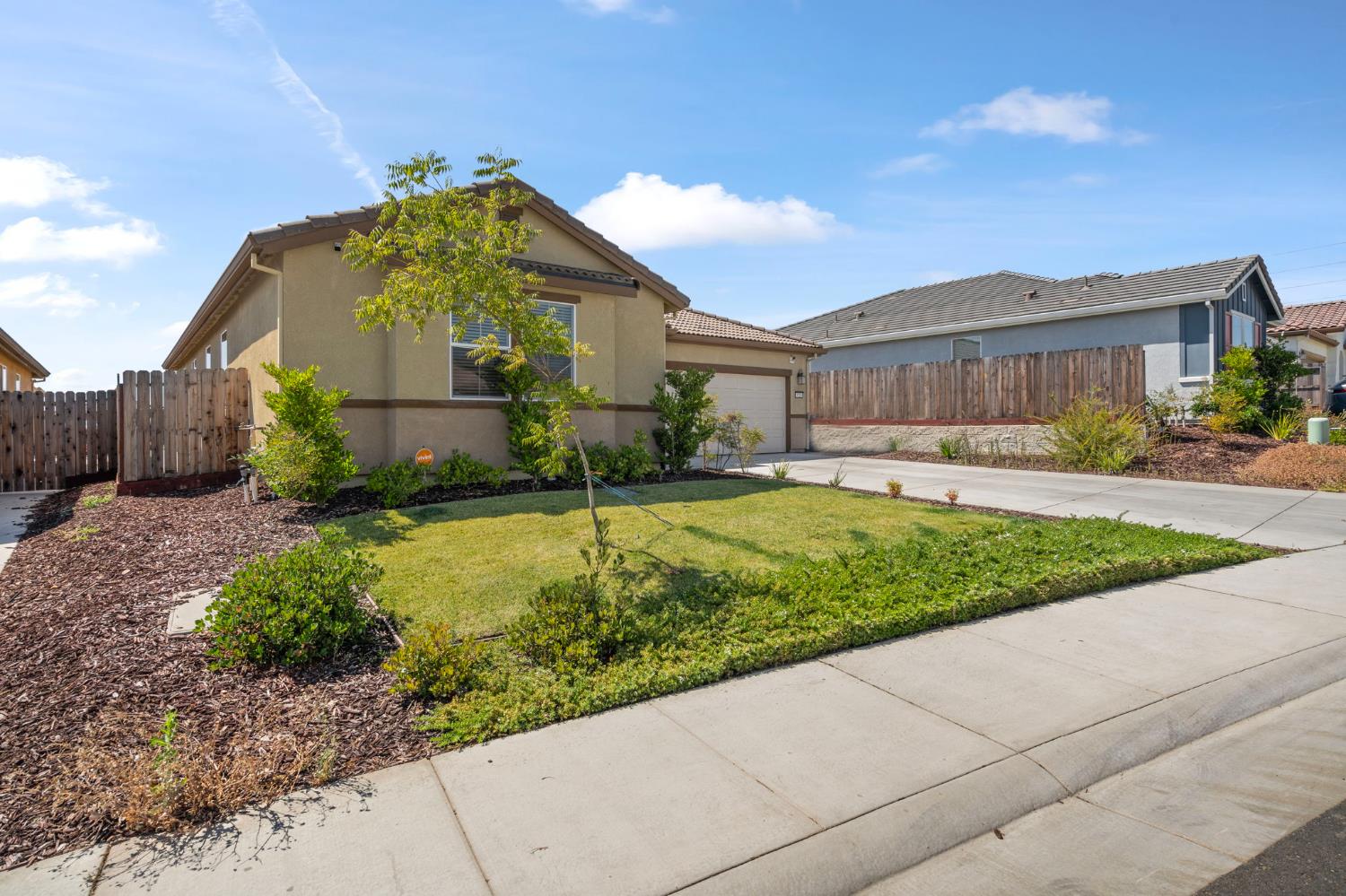 Detail Gallery Image 4 of 50 For 9526 Cadmium Ct, Sacramento,  CA 95829 - 4 Beds | 2 Baths