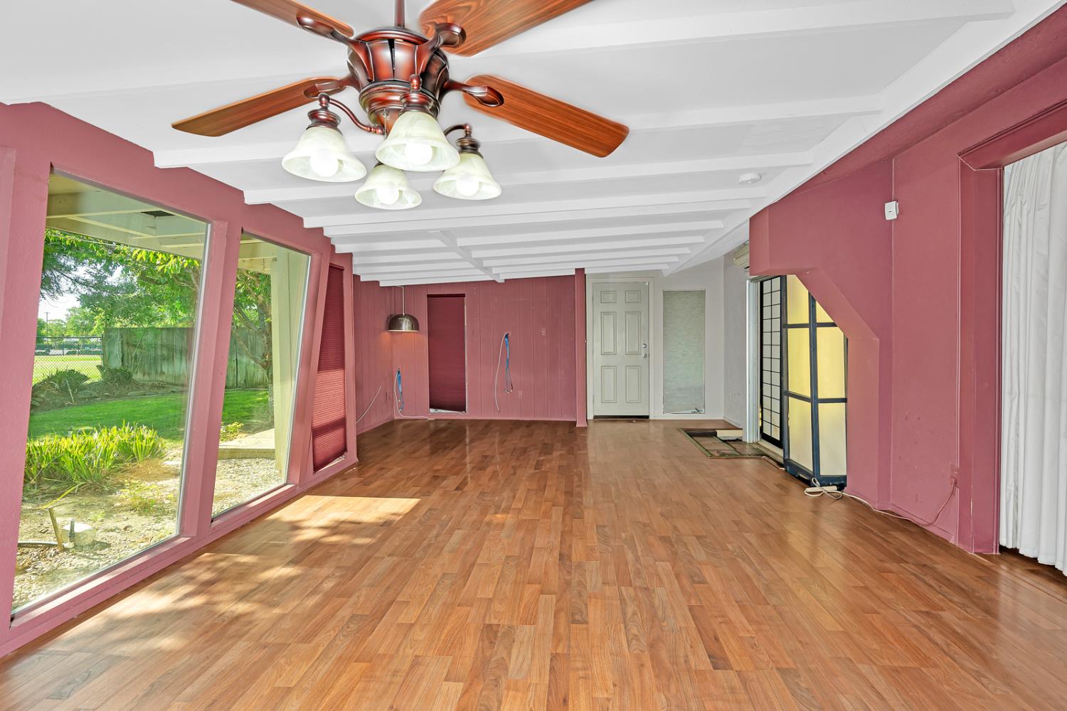 Detail Gallery Image 19 of 58 For 1838 Hillview Dr, Los Banos,  CA 93635 - 3 Beds | 2 Baths