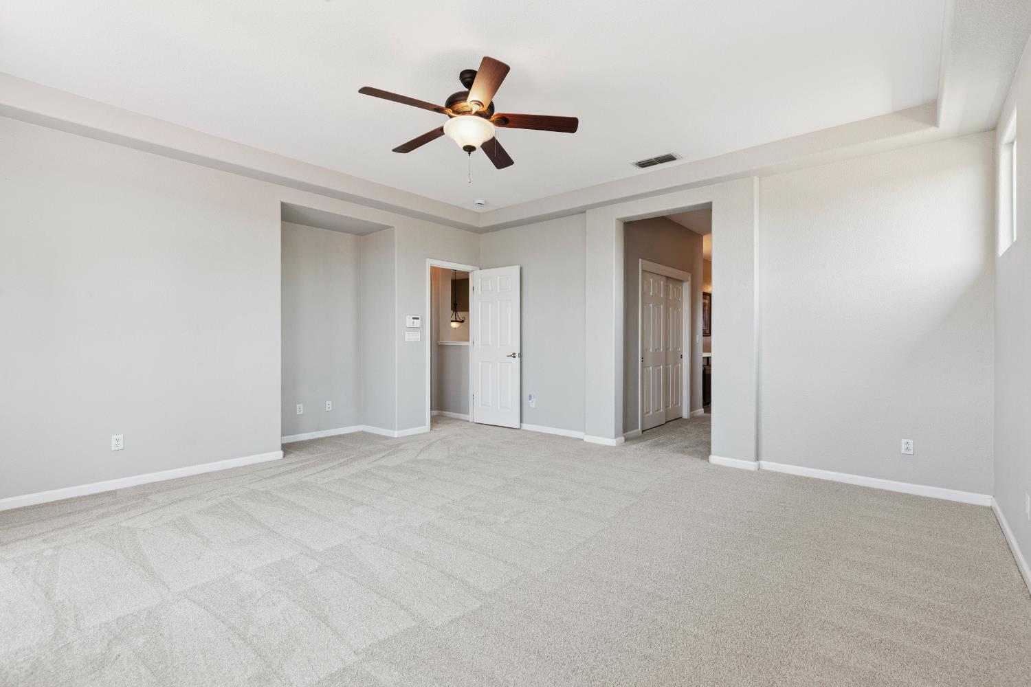 Detail Gallery Image 39 of 67 For 3021 Edgeview Dr, Modesto,  CA 95355 - 5 Beds | 3/1 Baths