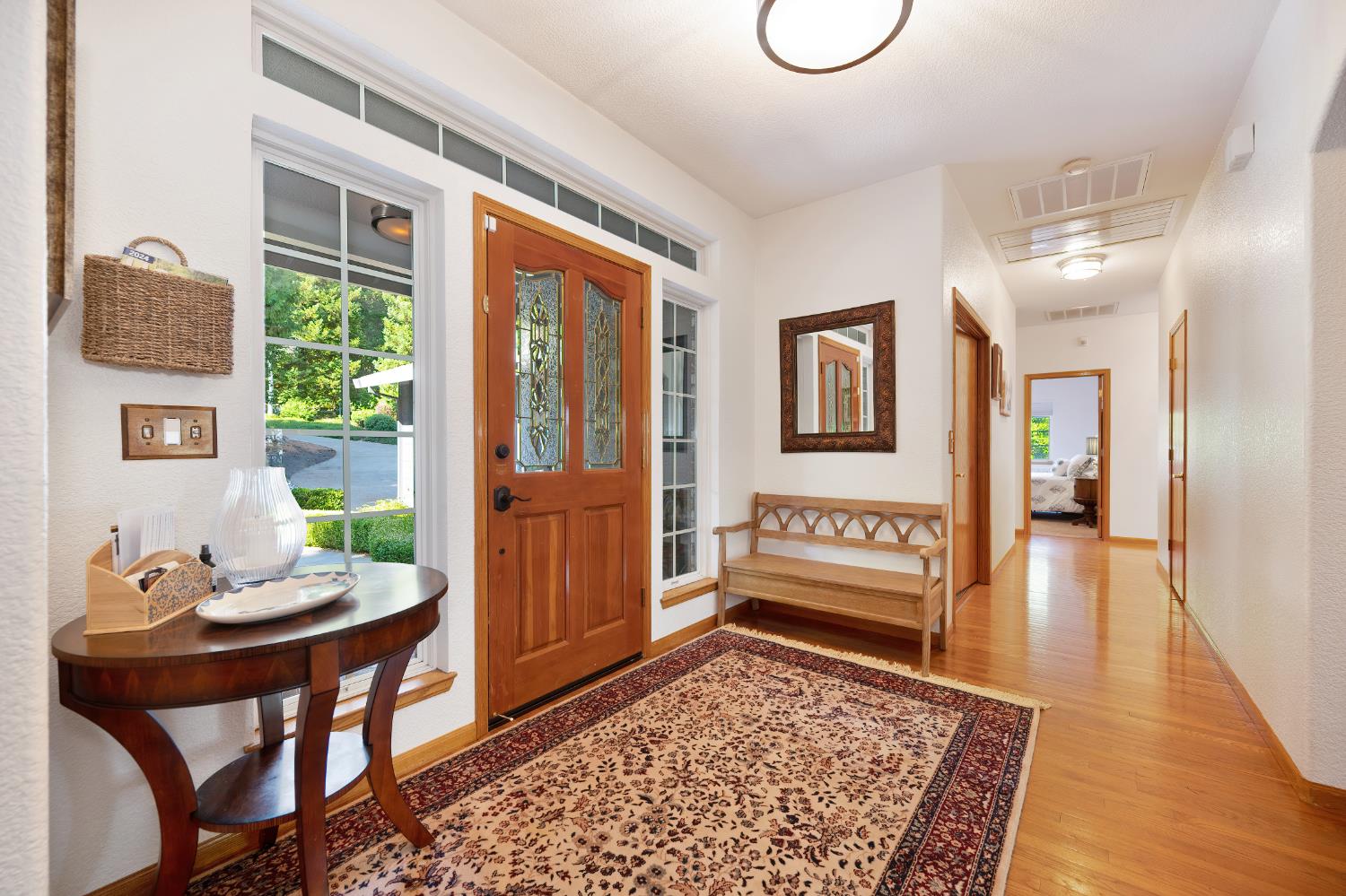 Detail Gallery Image 9 of 93 For 3505 Manzana Ct, Camino,  CA 95709 - 4 Beds | 2 Baths