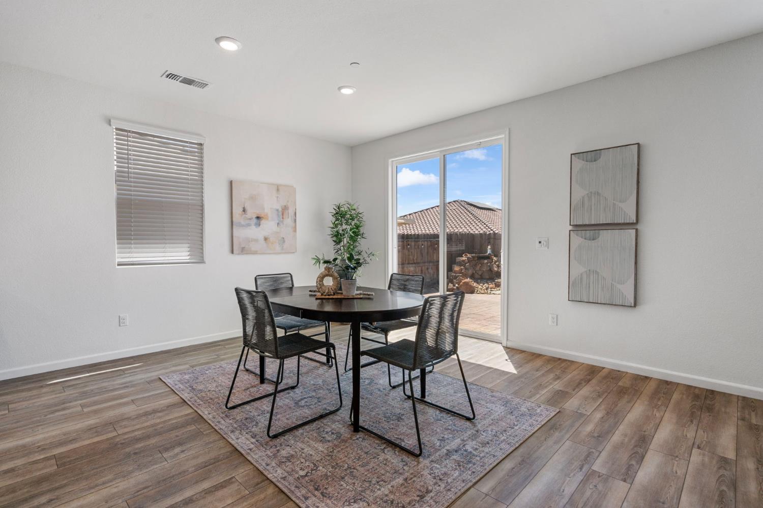 Detail Gallery Image 30 of 50 For 9526 Cadmium Ct, Sacramento,  CA 95829 - 4 Beds | 2 Baths