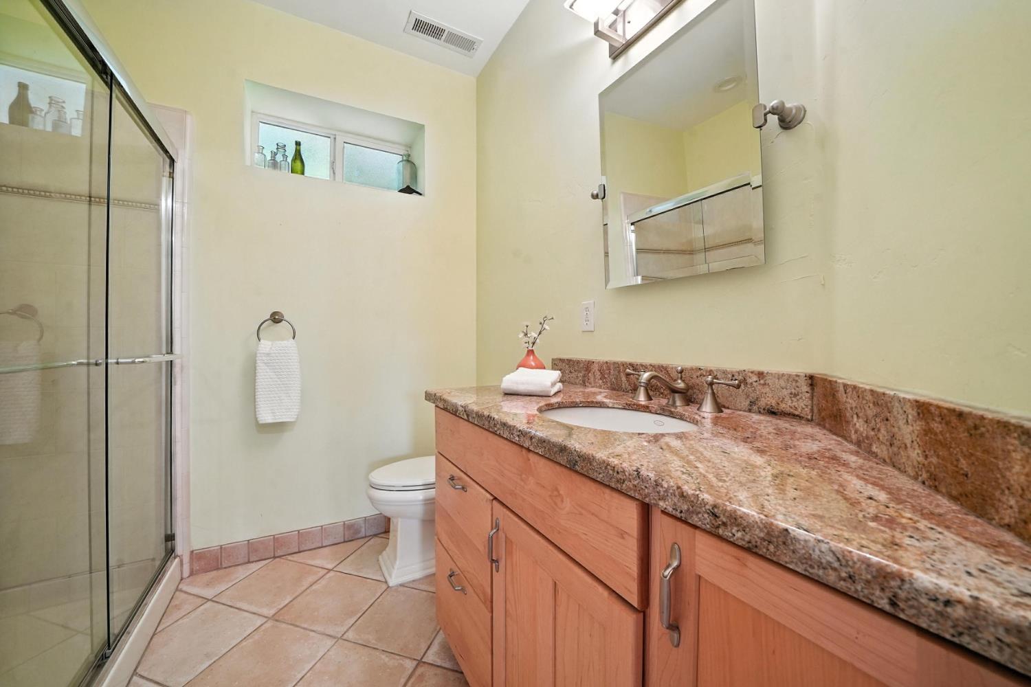 Detail Gallery Image 72 of 75 For 14385 Gods Hls, Amador City,  CA 95601 - 2 Beds | 2/1 Baths