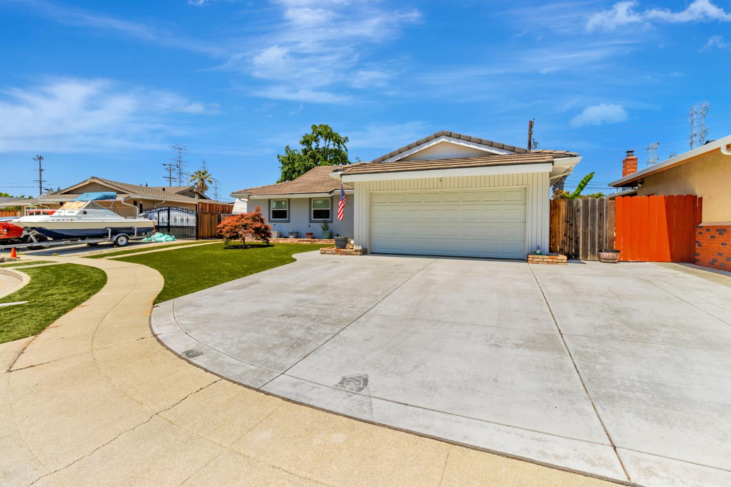 Detail Gallery Image 4 of 33 For 3679 Wilmington Rd, Fremont,  CA 94538 - 3 Beds | 2 Baths