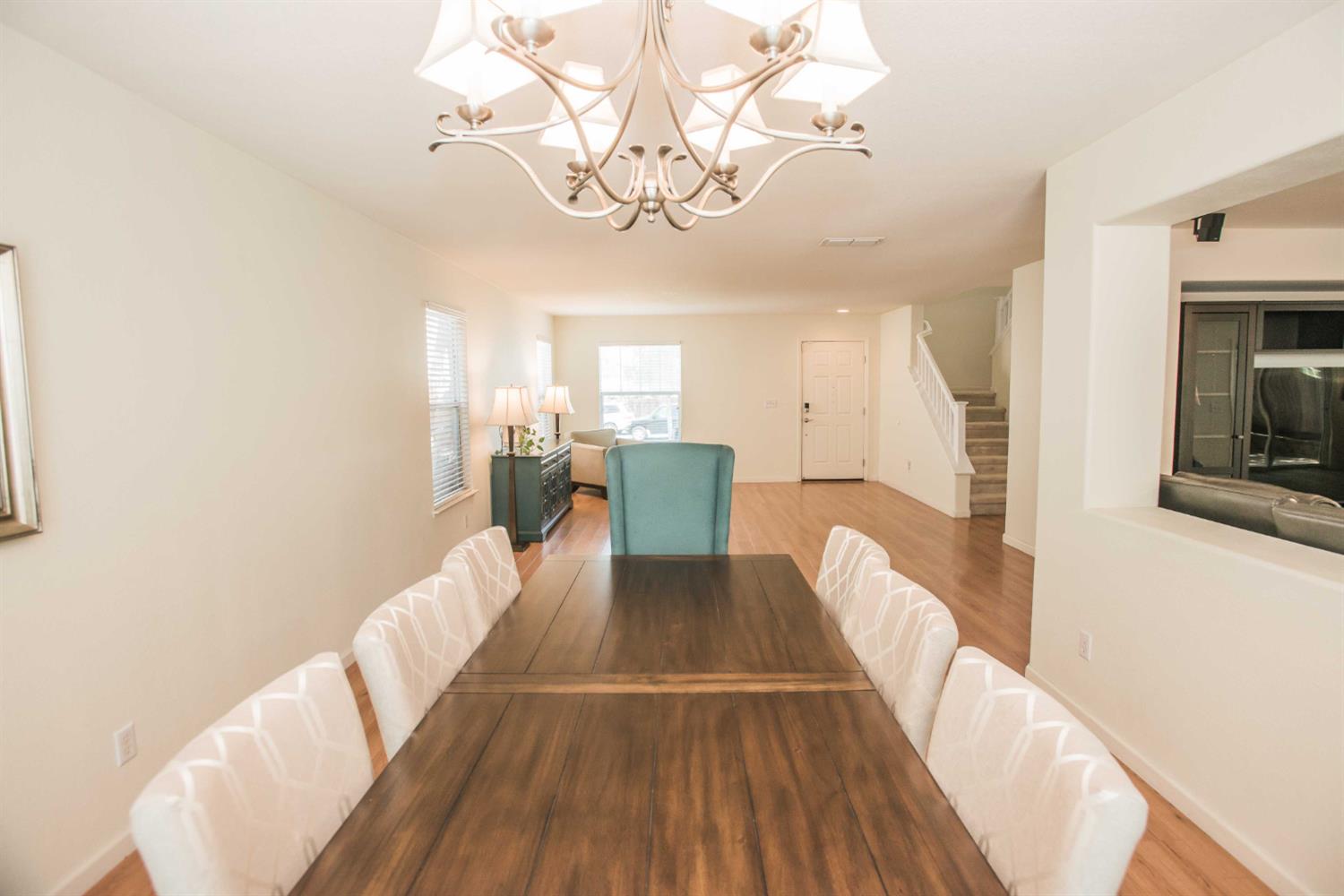 Detail Gallery Image 12 of 68 For 2210 Arnold Dr, Rocklin,  CA 95765 - 4 Beds | 2/1 Baths