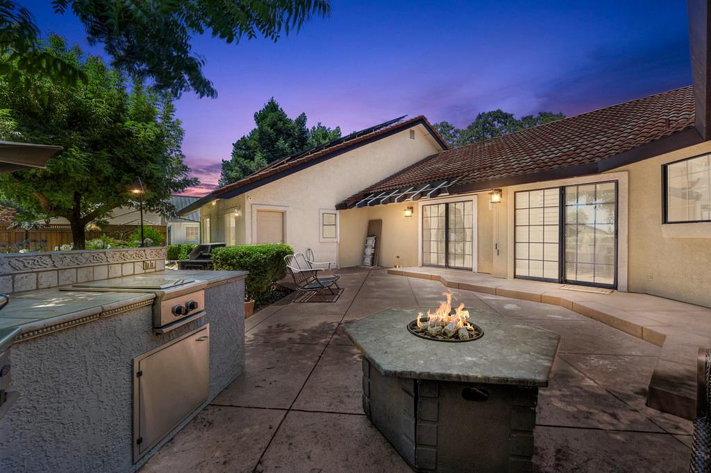 Detail Gallery Image 18 of 61 For 1801 Arroyo Dr, Auburn,  CA 95603 - 5 Beds | 4/1 Baths
