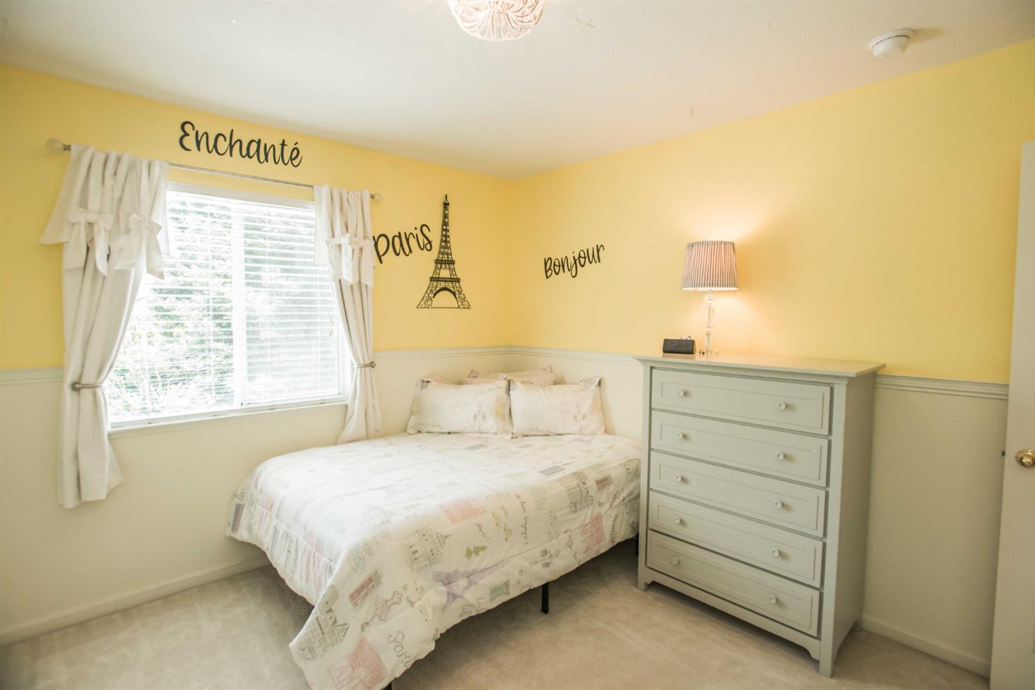 Detail Gallery Image 49 of 68 For 2210 Arnold Dr, Rocklin,  CA 95765 - 4 Beds | 2/1 Baths