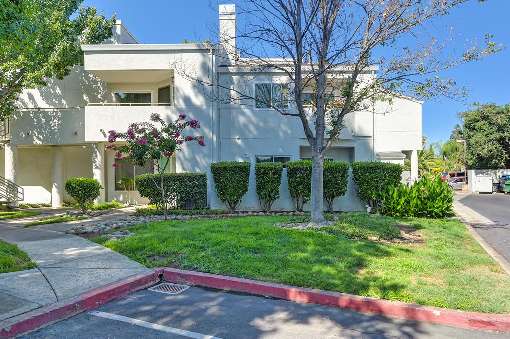 Detail Gallery Image 42 of 50 For 2561 Fulton Square Ln #59,  Sacramento,  CA 95821 - 2 Beds | 2 Baths