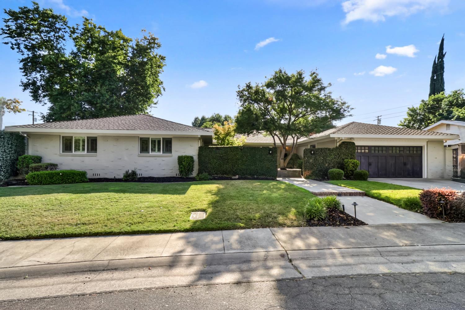 Detail Gallery Image 1 of 62 For 551 Thornley Way, Sacramento,  CA 95864 - 4 Beds | 2/1 Baths