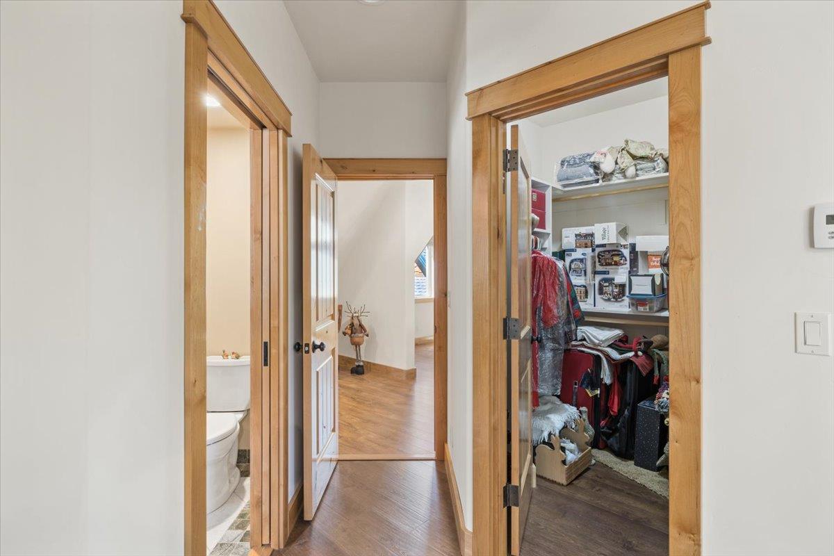 Detail Gallery Image 36 of 64 For 11382 Cour Royal, Nevada City,  CA 95959 - 3 Beds | 3/1 Baths
