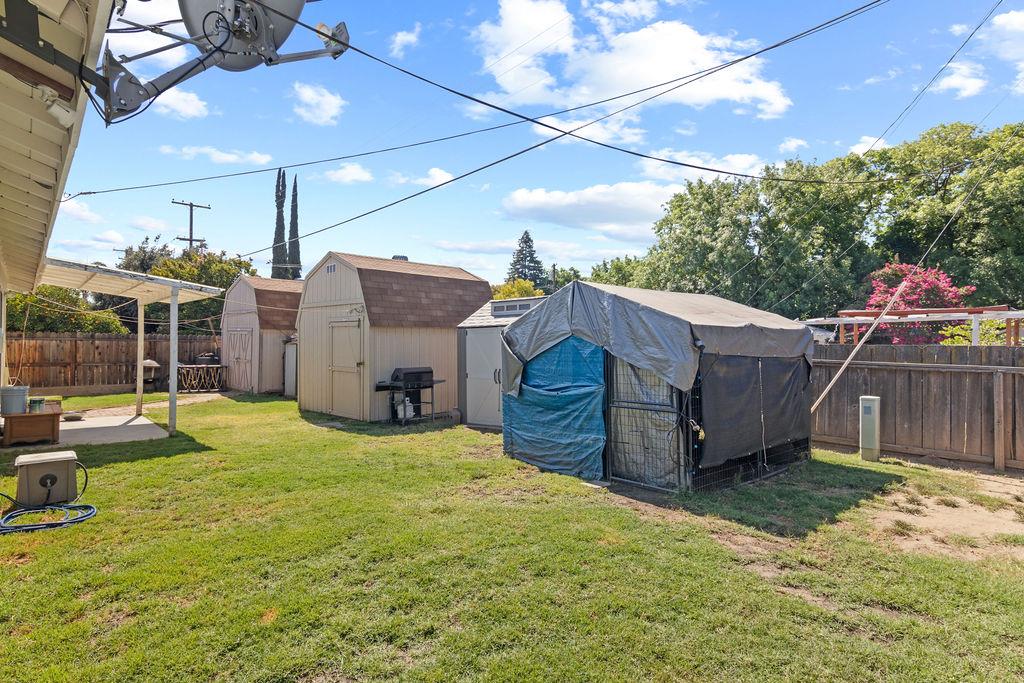 Detail Gallery Image 28 of 30 For 1904 Hunt Ave, Modesto,  CA 95350 - 3 Beds | 2 Baths