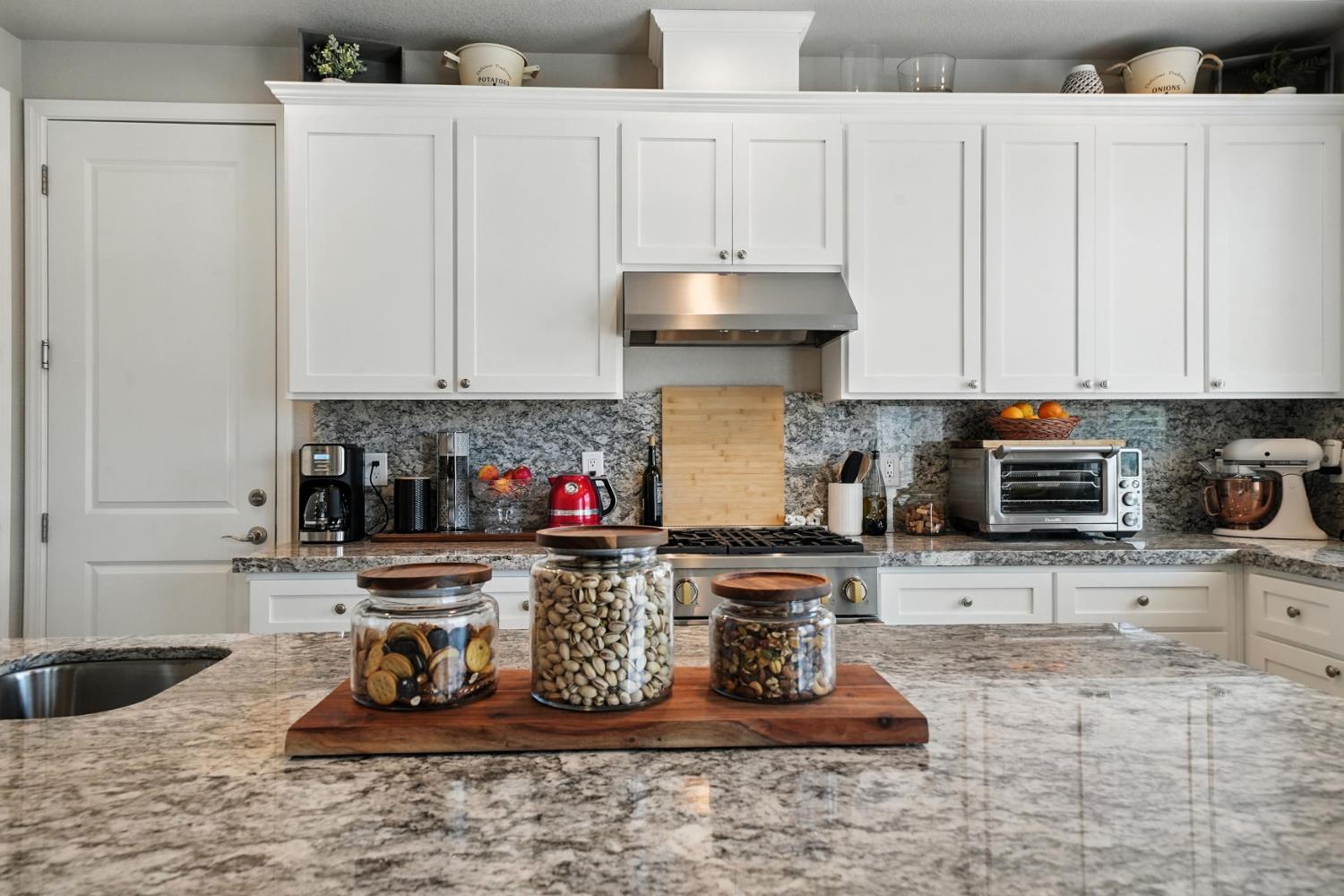Detail Gallery Image 24 of 44 For 668 Morning Glory Cir, Ione,  CA 95640 - 4 Beds | 3 Baths