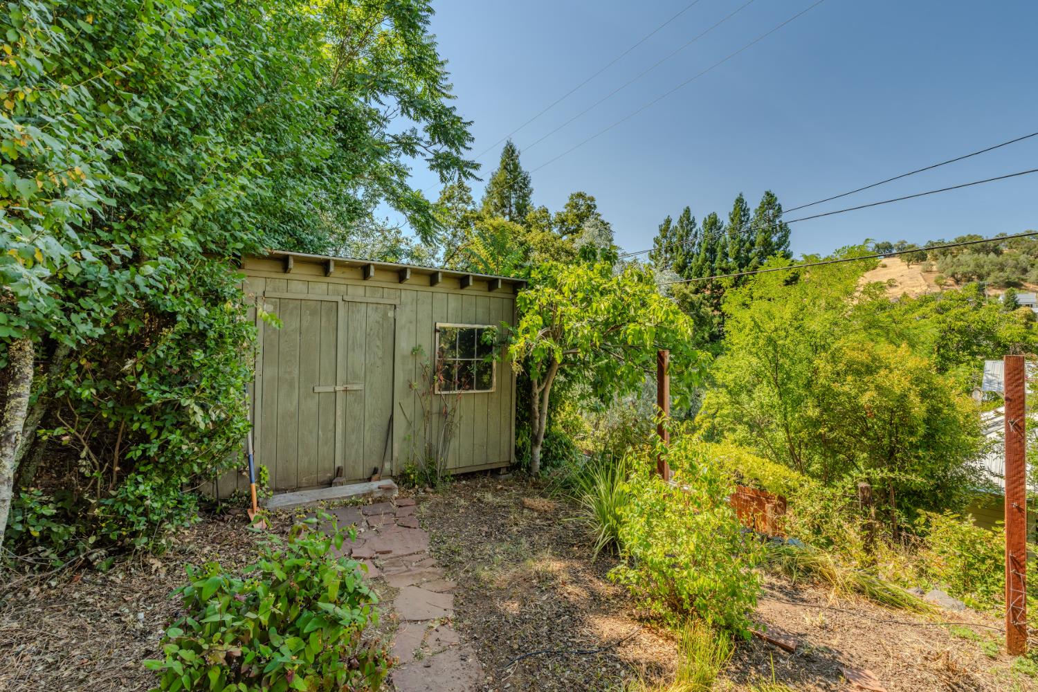 Detail Gallery Image 15 of 75 For 14385 Gods Hls, Amador City,  CA 95601 - 2 Beds | 2/1 Baths