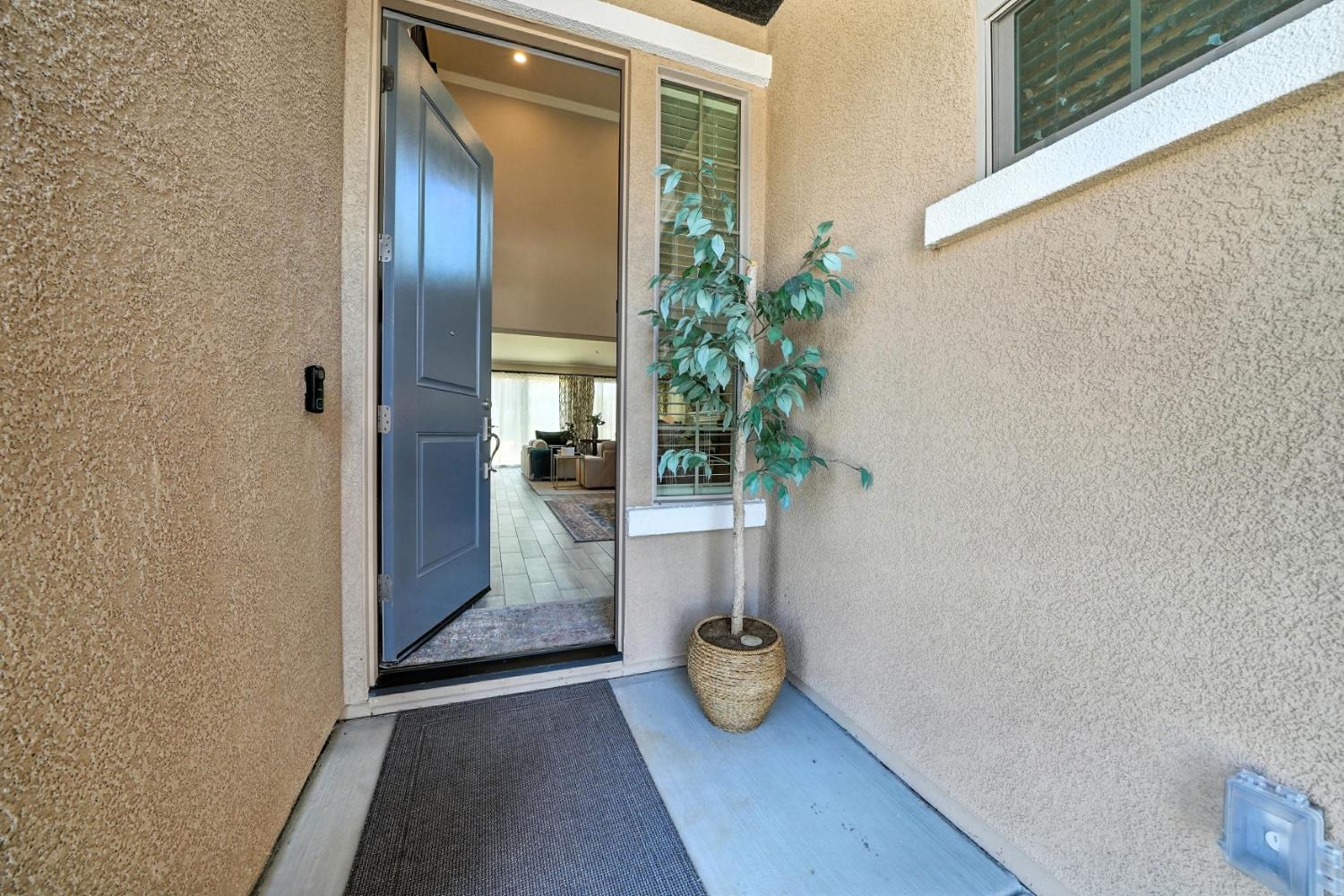Detail Gallery Image 8 of 44 For 668 Morning Glory Cir, Ione,  CA 95640 - 4 Beds | 3 Baths