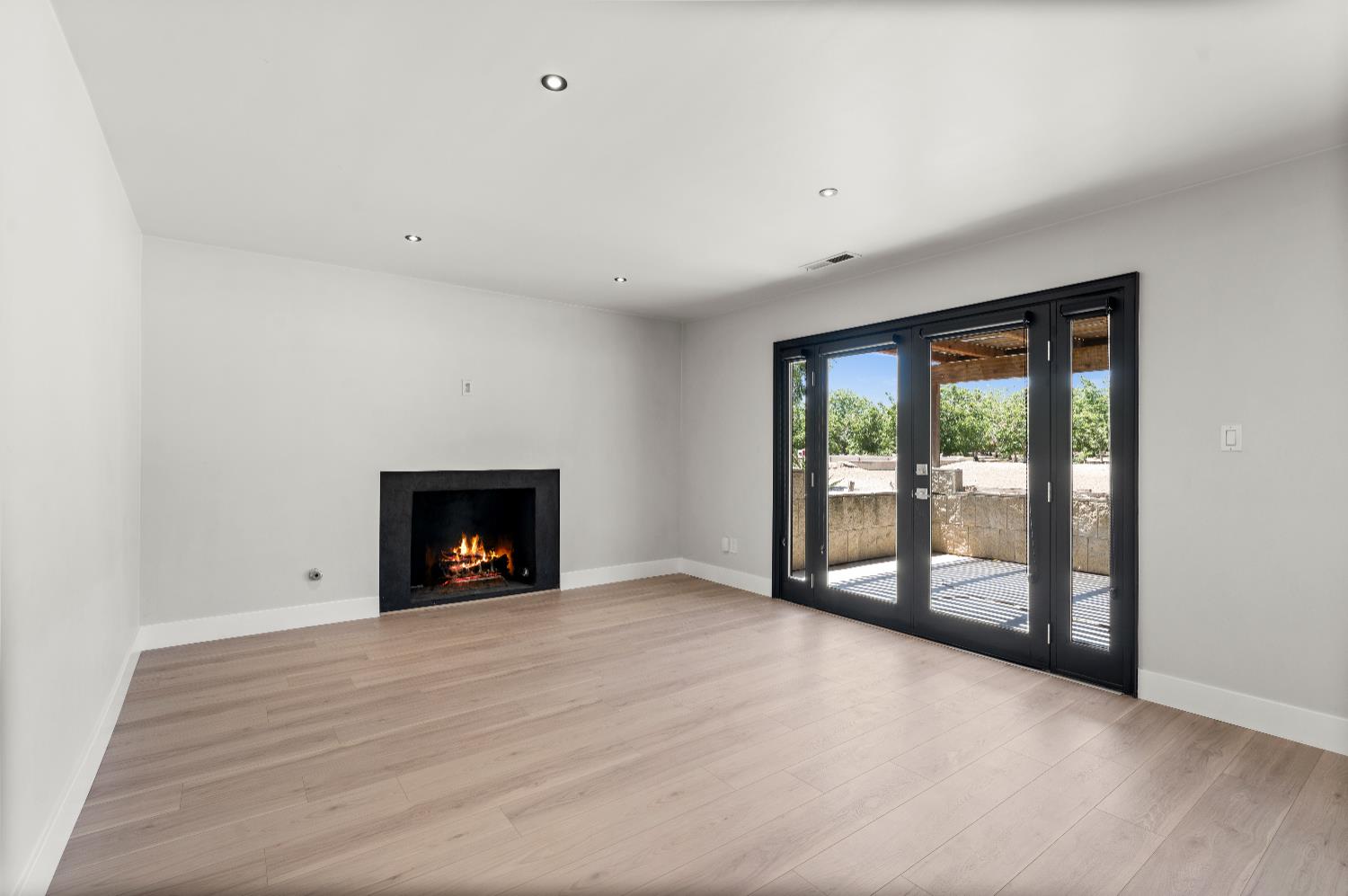 Detail Gallery Image 20 of 76 For 29879 S Chrisman Rd, Tracy,  CA 95304 - 4 Beds | 3 Baths