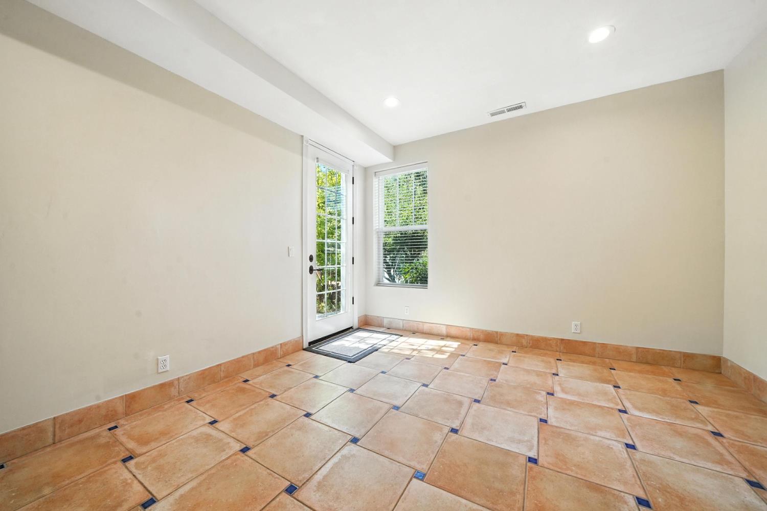 Detail Gallery Image 71 of 75 For 14385 Gods Hls, Amador City,  CA 95601 - 2 Beds | 2/1 Baths