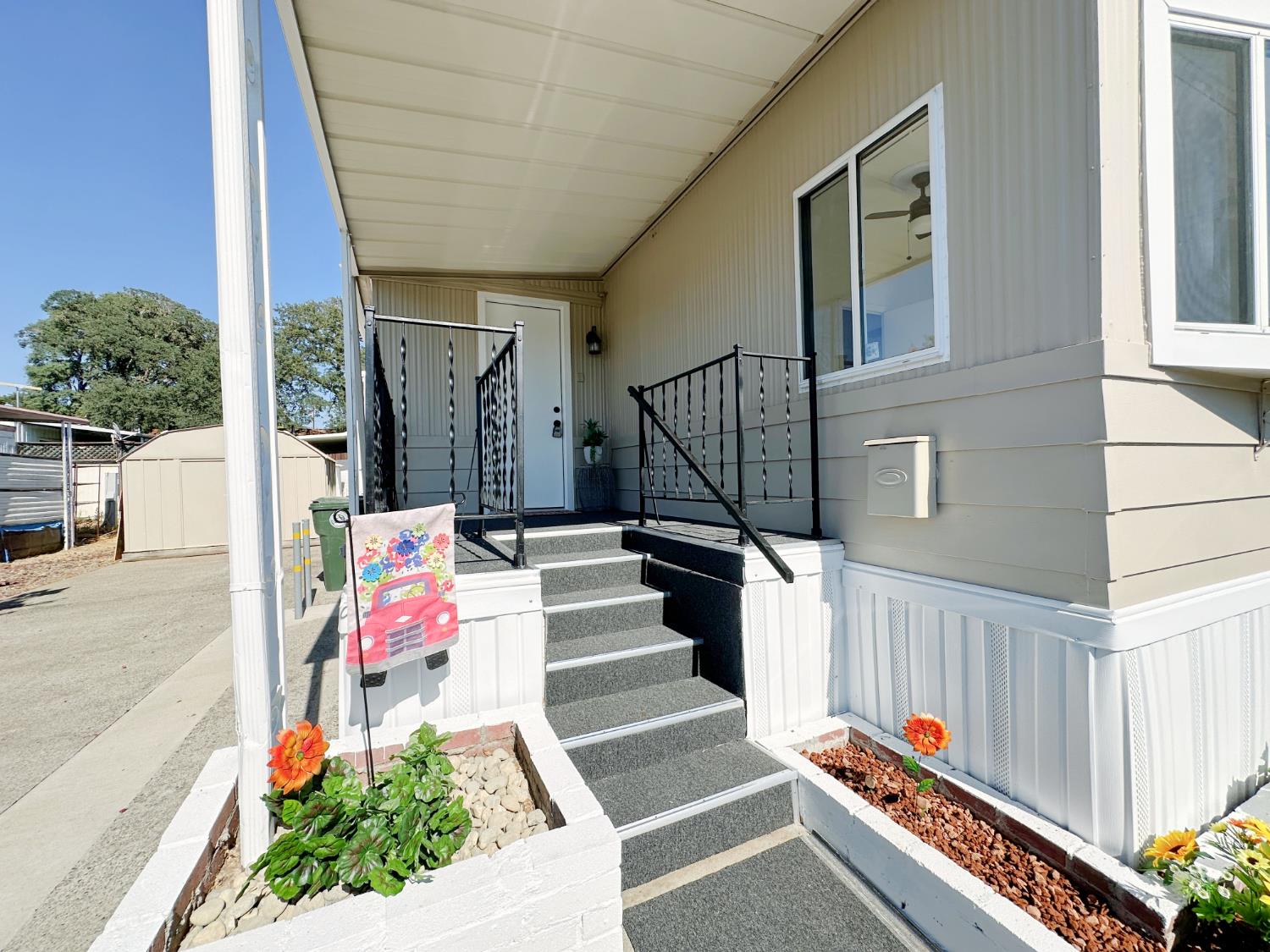Detail Gallery Image 18 of 21 For 77094 Lauppe Ln, Citrus Heights,  CA 95621 - 3 Beds | 1/1 Baths
