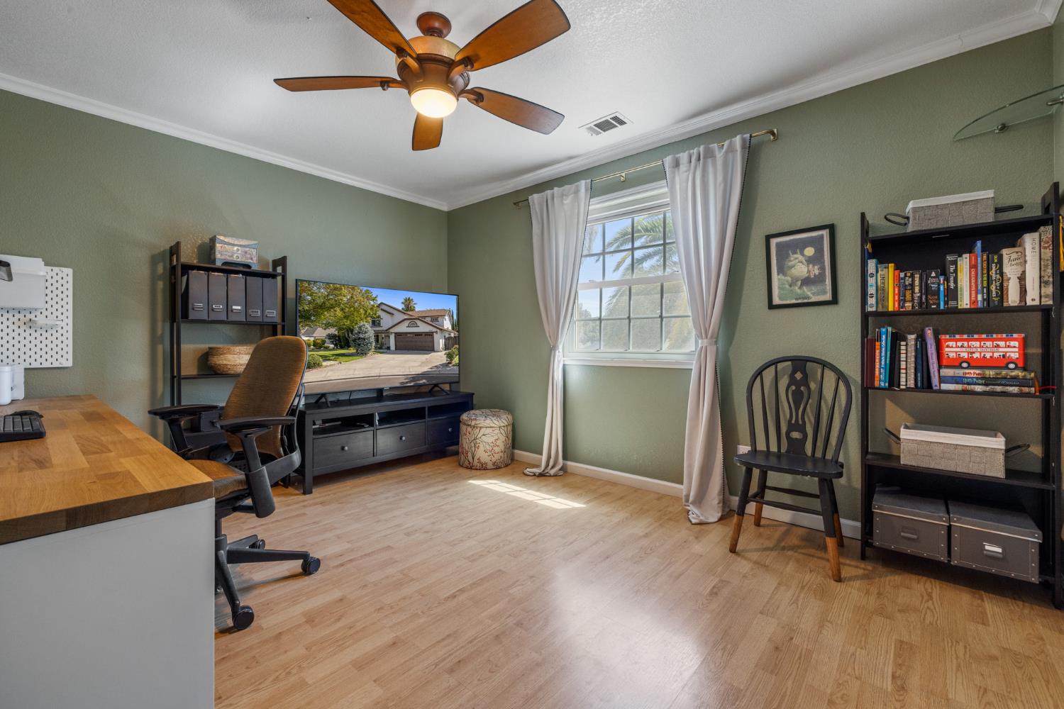 Detail Gallery Image 28 of 39 For 4008 Cromwell Cir, Modesto,  CA 95356 - 4 Beds | 2/1 Baths