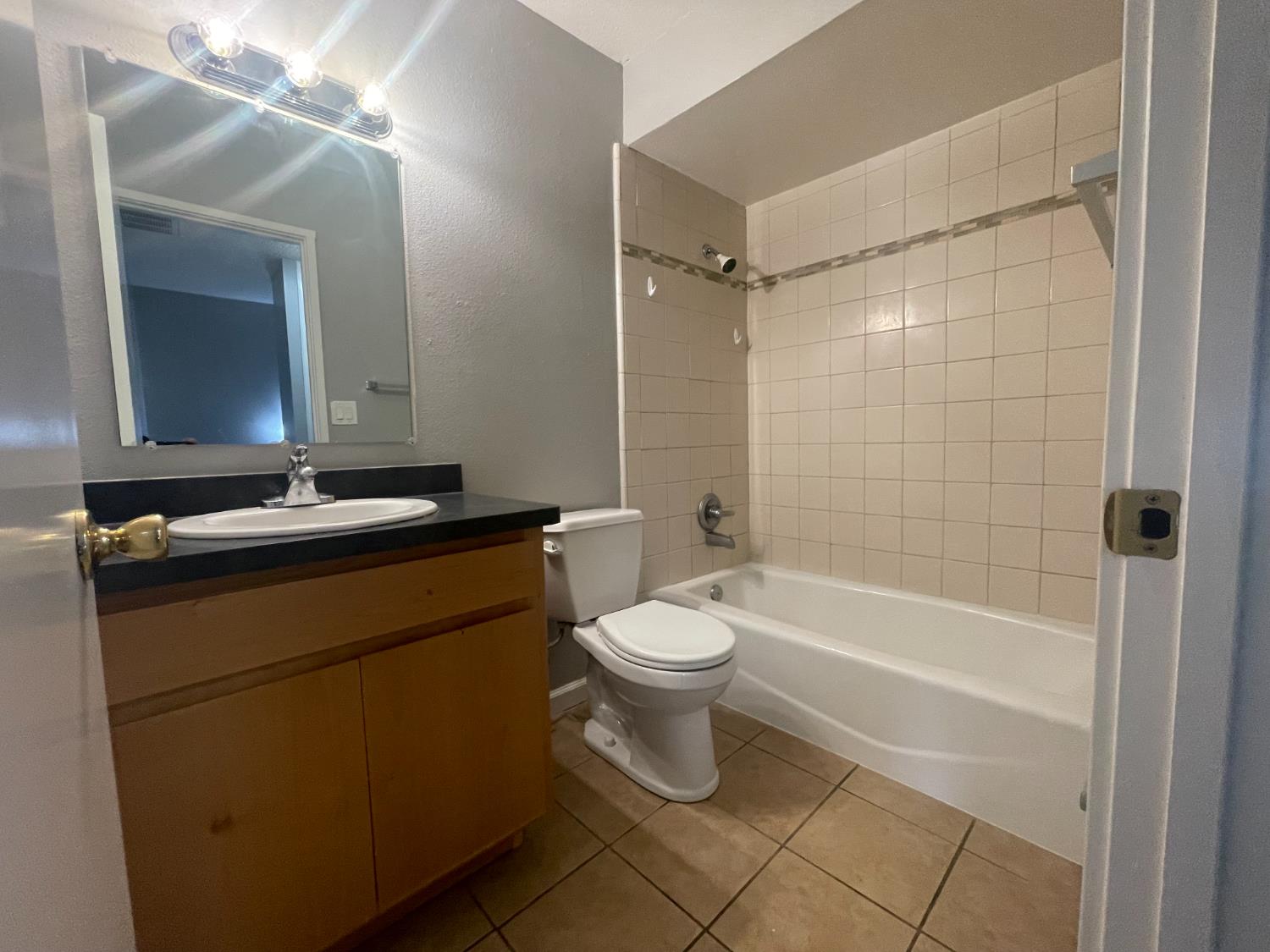 Detail Gallery Image 16 of 17 For 810 W 1st Ave, Chico,  CA 95926 - – Beds | – Baths
