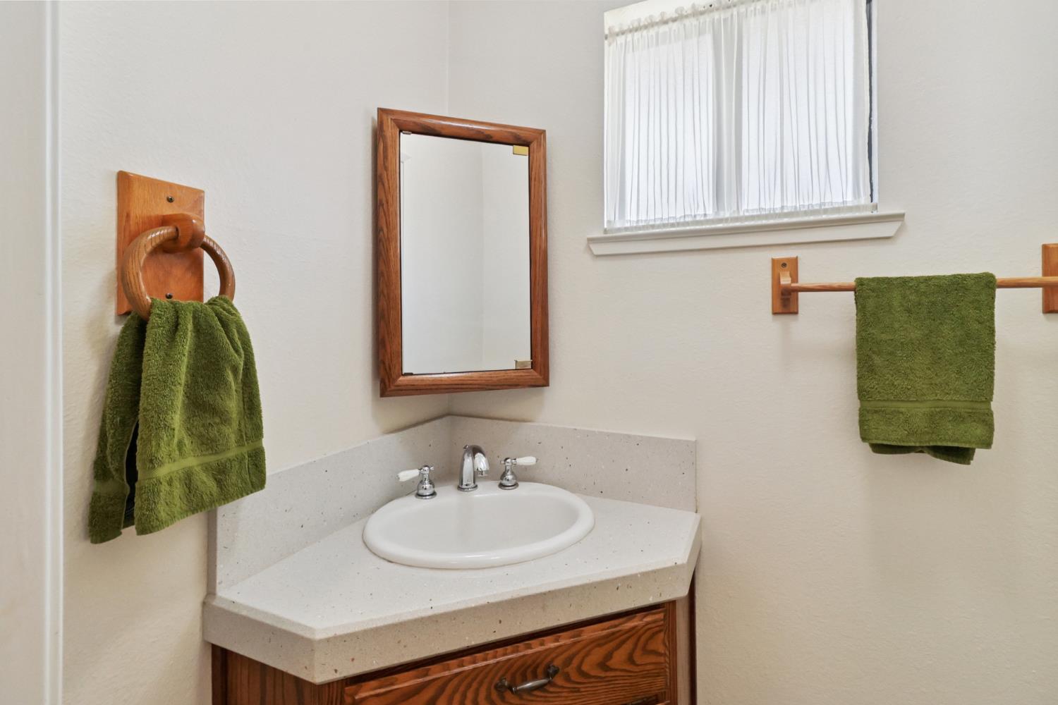 Detail Gallery Image 37 of 95 For 7919 Wonder St, Citrus Heights,  CA 95610 - 4 Beds | 2/1 Baths