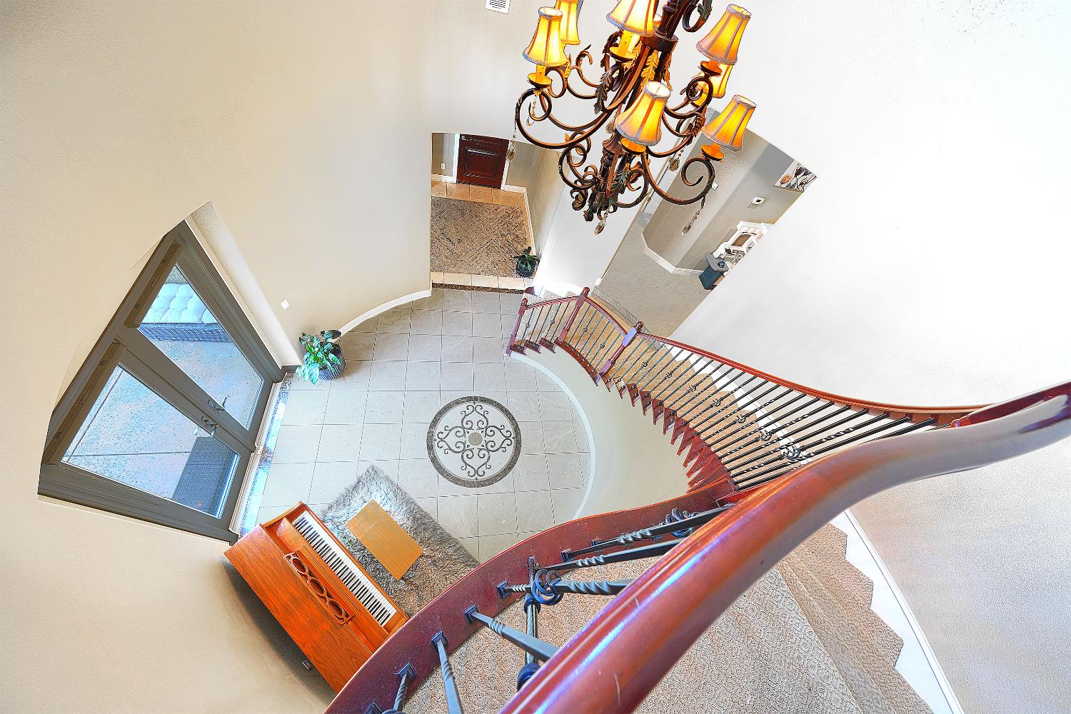 Detail Gallery Image 35 of 97 For 1340 Bella Cir, Lincoln,  CA 95648 - 7 Beds | 5 Baths