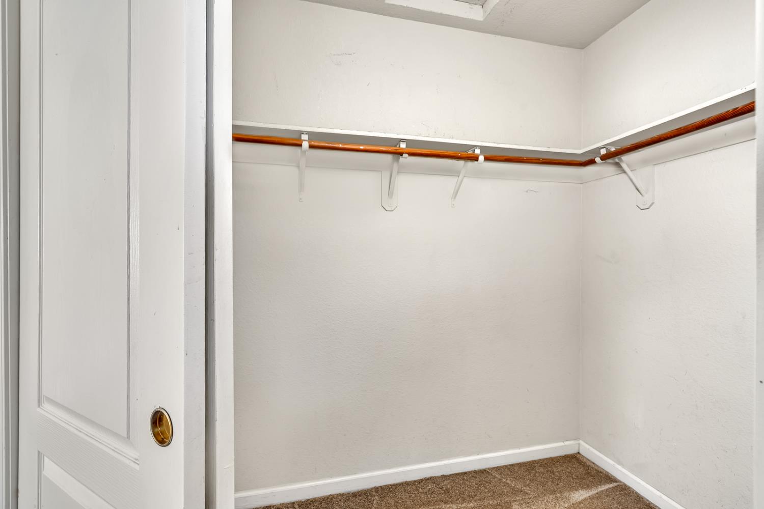 Detail Gallery Image 44 of 71 For 934 Neal St, Los Banos,  CA 93635 - 4 Beds | 2 Baths